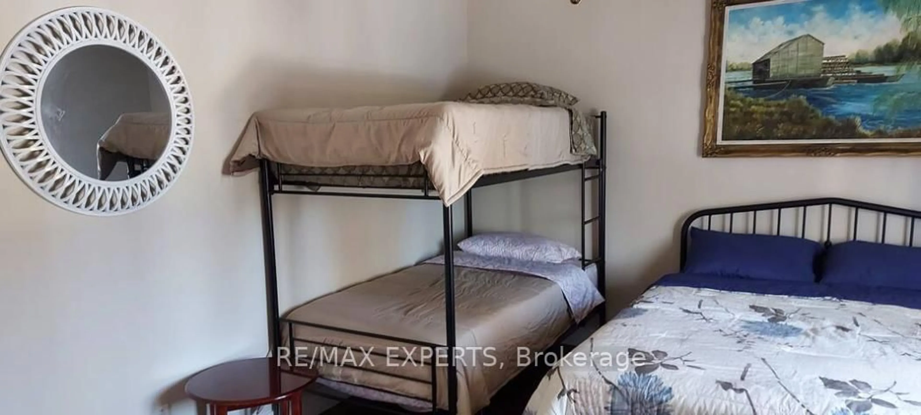 Bedroom with bed, unknown for 1139 Belle Aire Beach Rd, Innisfil Ontario L0L 1C0