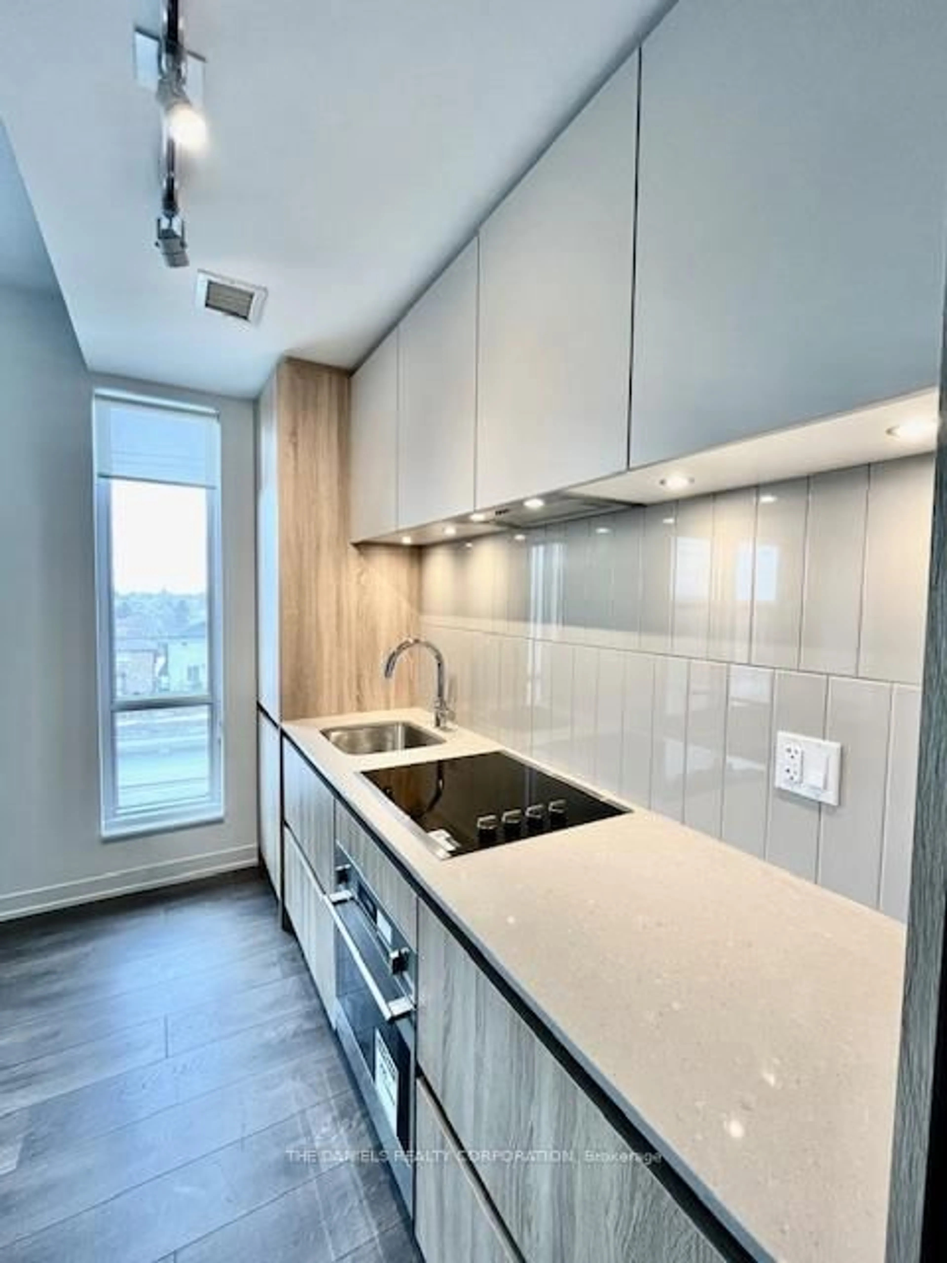 Unknown for 7950 Bathurst St #415, Vaughan Ontario L4J 0L4