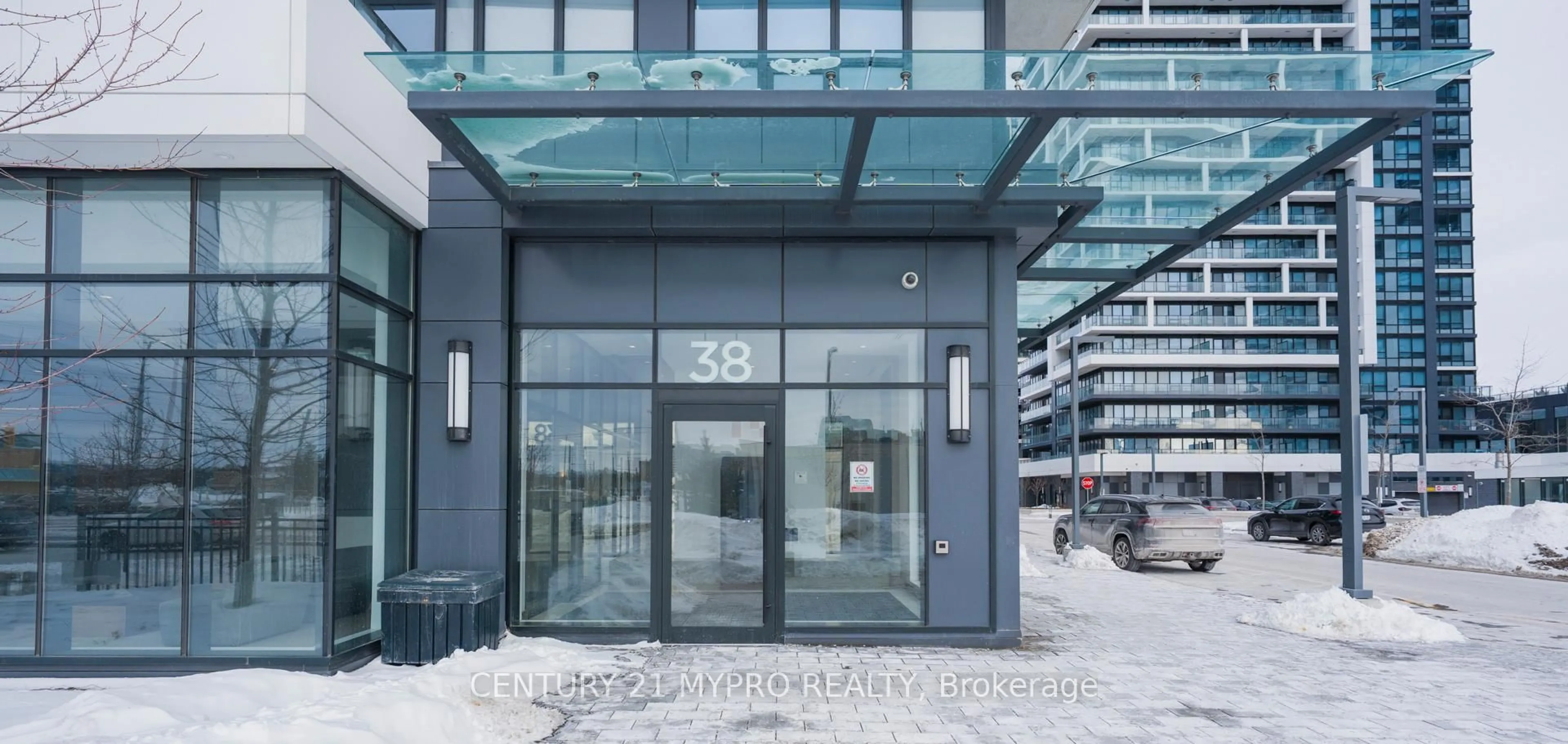 Indoor foyer for 38 Water Walk Dr #307, Markham Ontario L3R 6M8