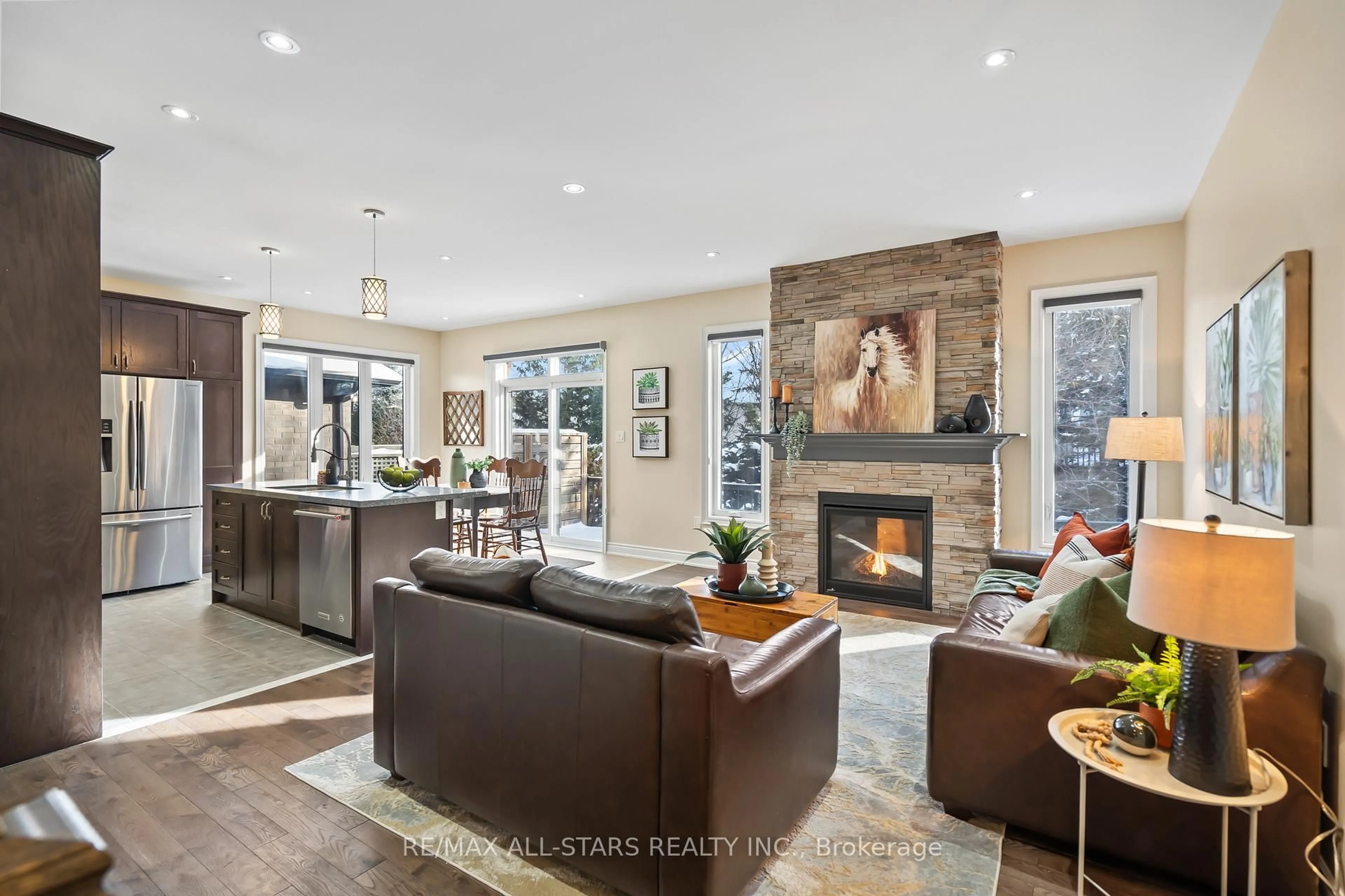 Unknown for 7 Os James Hunt Crt, Uxbridge Ontario L9P 0E3