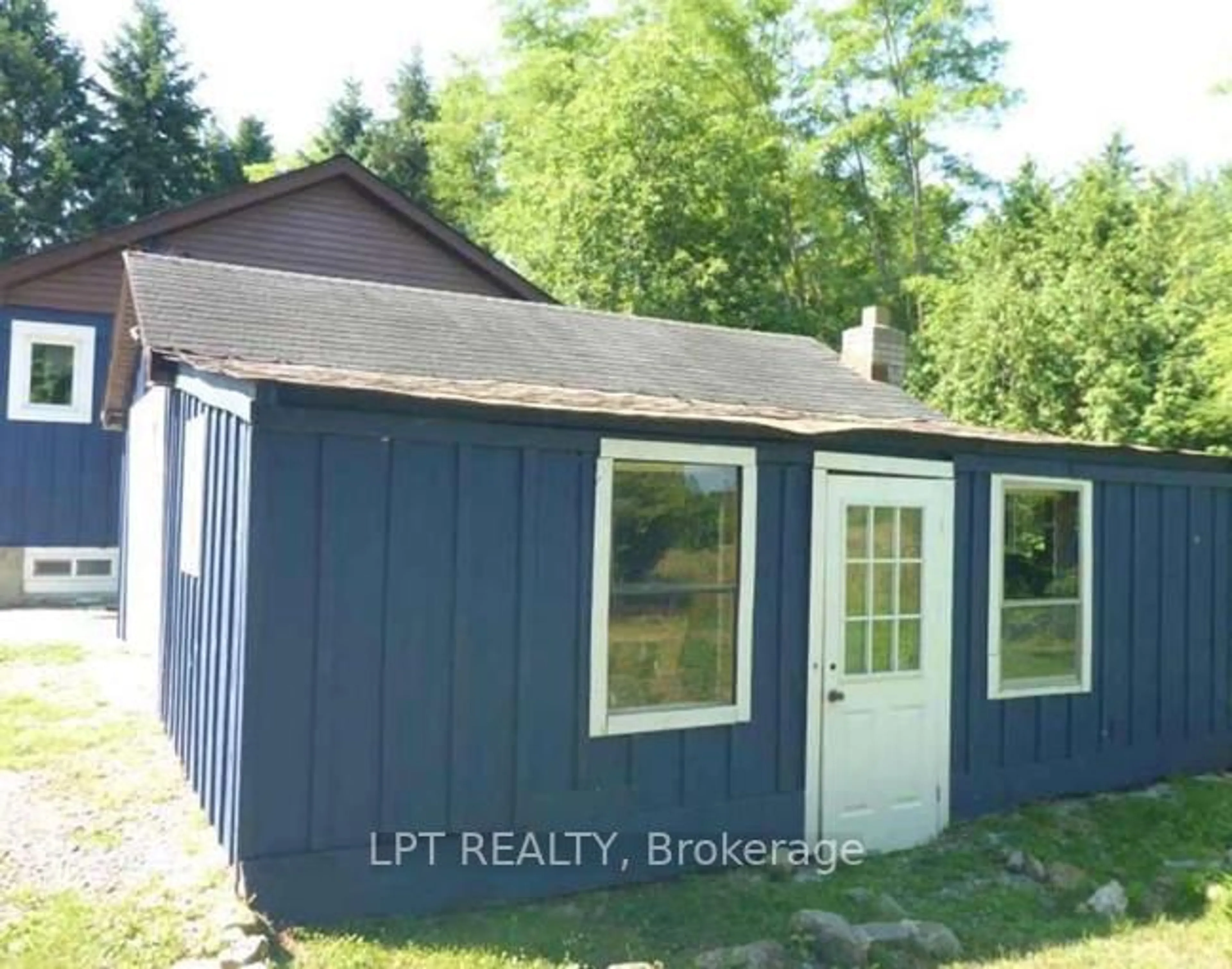 Shed for 21726 Highway 48, East Gwillimbury Ontario L0G 1M0