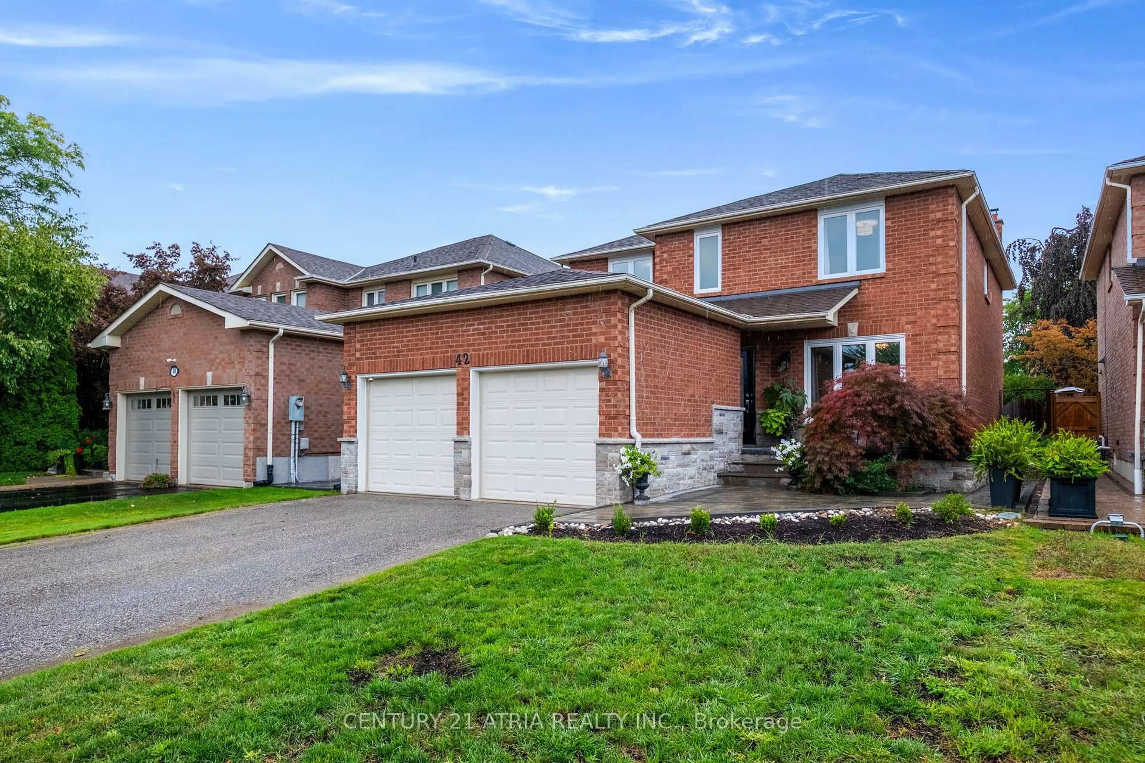 Home with brick exterior material, street for 42 Fifefield Dr, Vaughan Ontario L6A 1J2