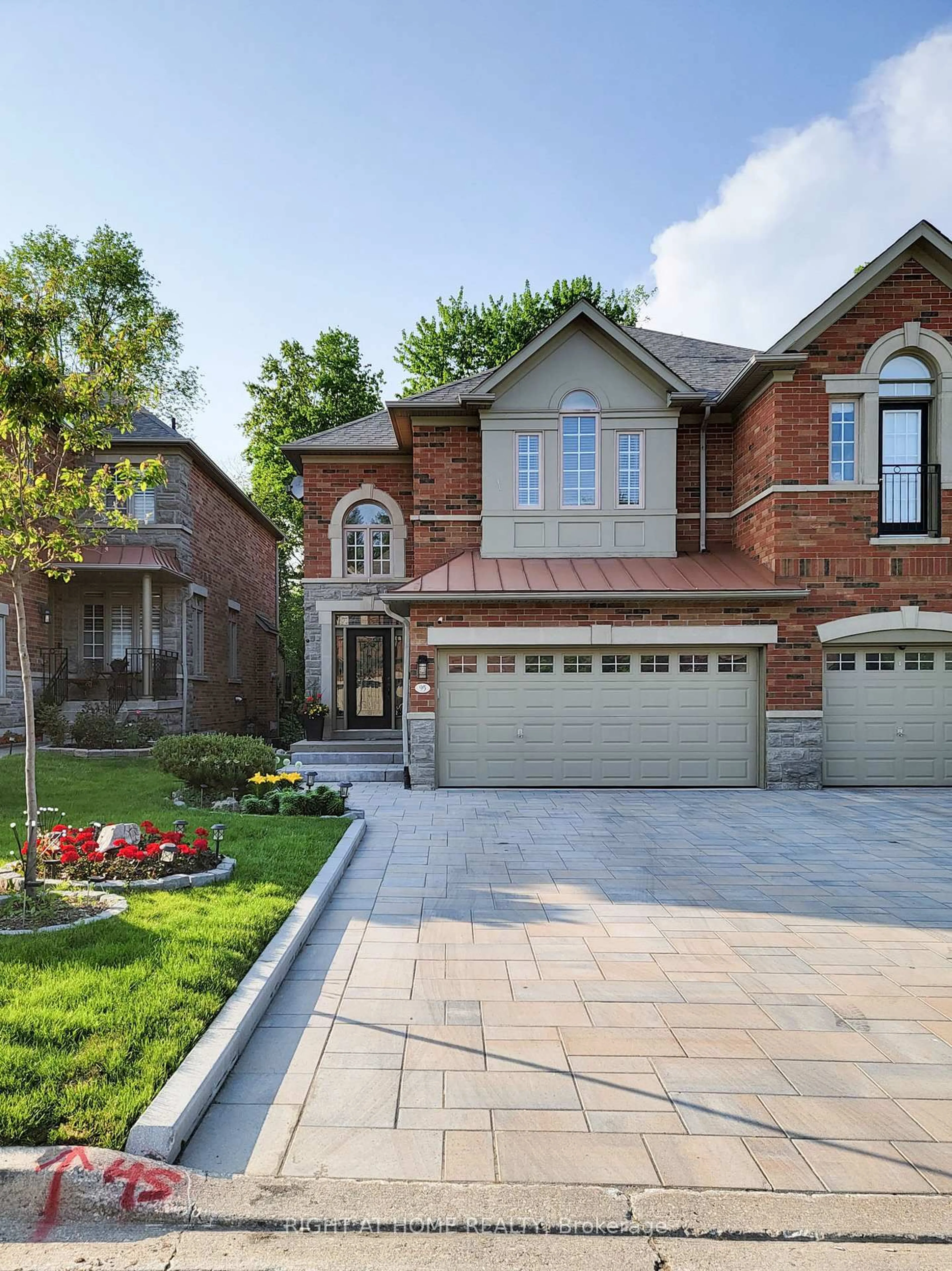 Home with brick exterior material, street for 95 Westbury Crt, Richmond Hill Ontario L4S 2L3