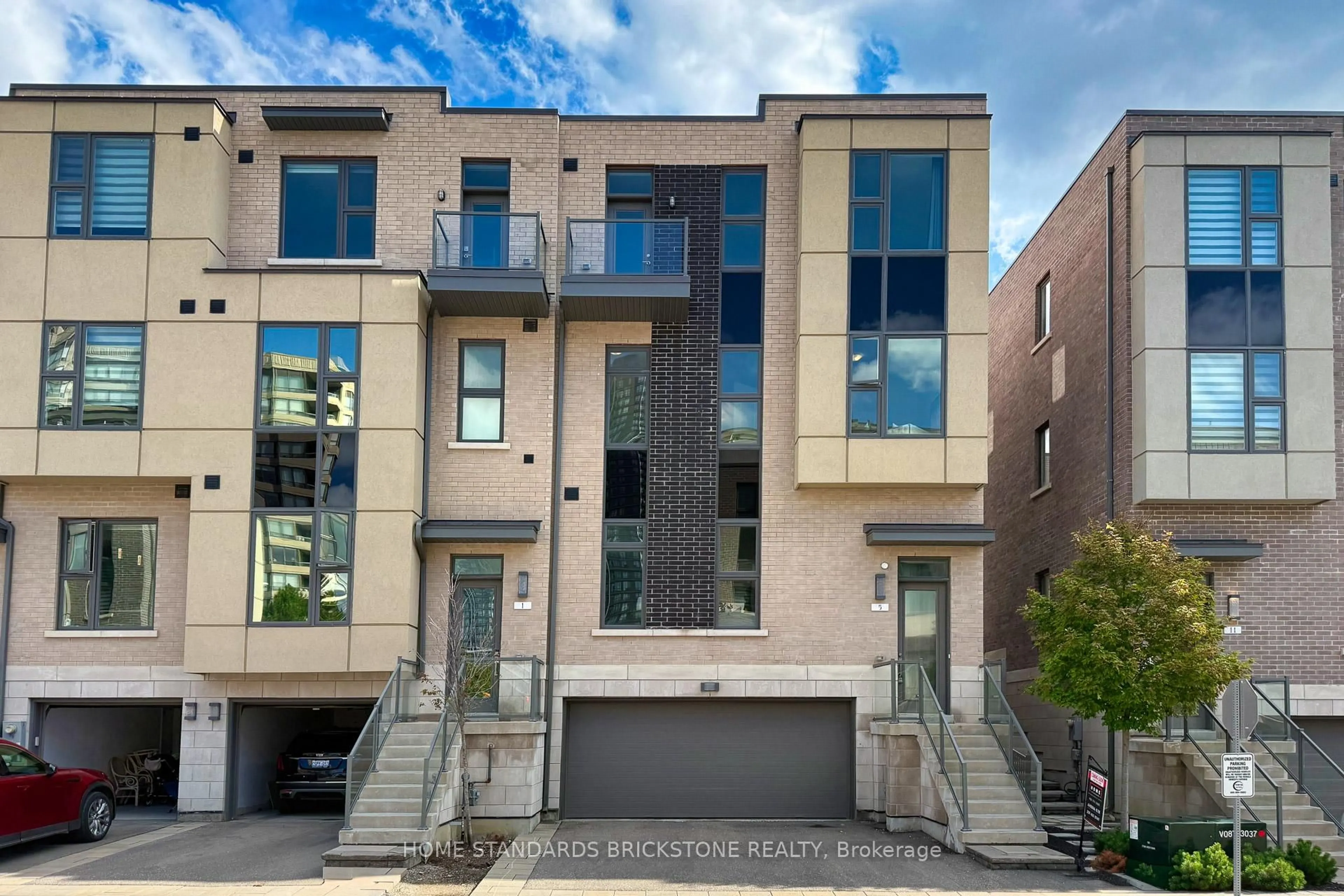 Home with brick exterior material, street for 5 Smallwood Circ, Vaughan Ontario L4J 0K7