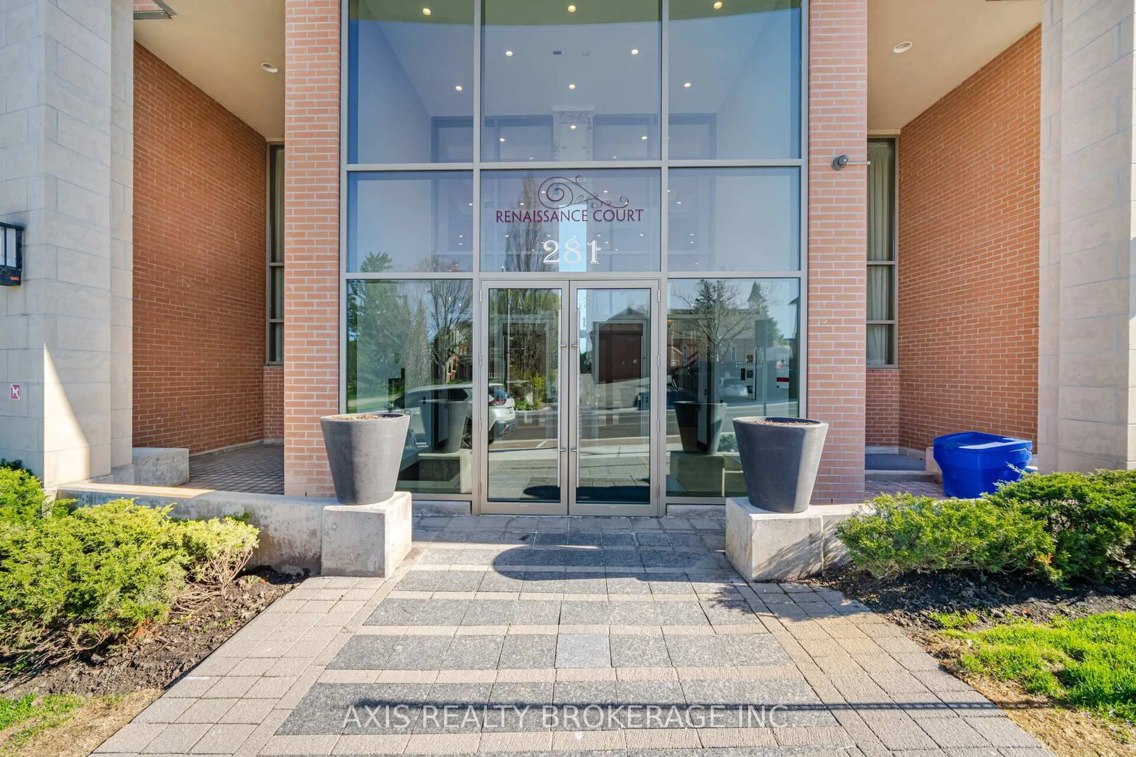 Indoor foyer for 281 Woodbridge Ave #434, Vaughan Ontario L4L 0C6