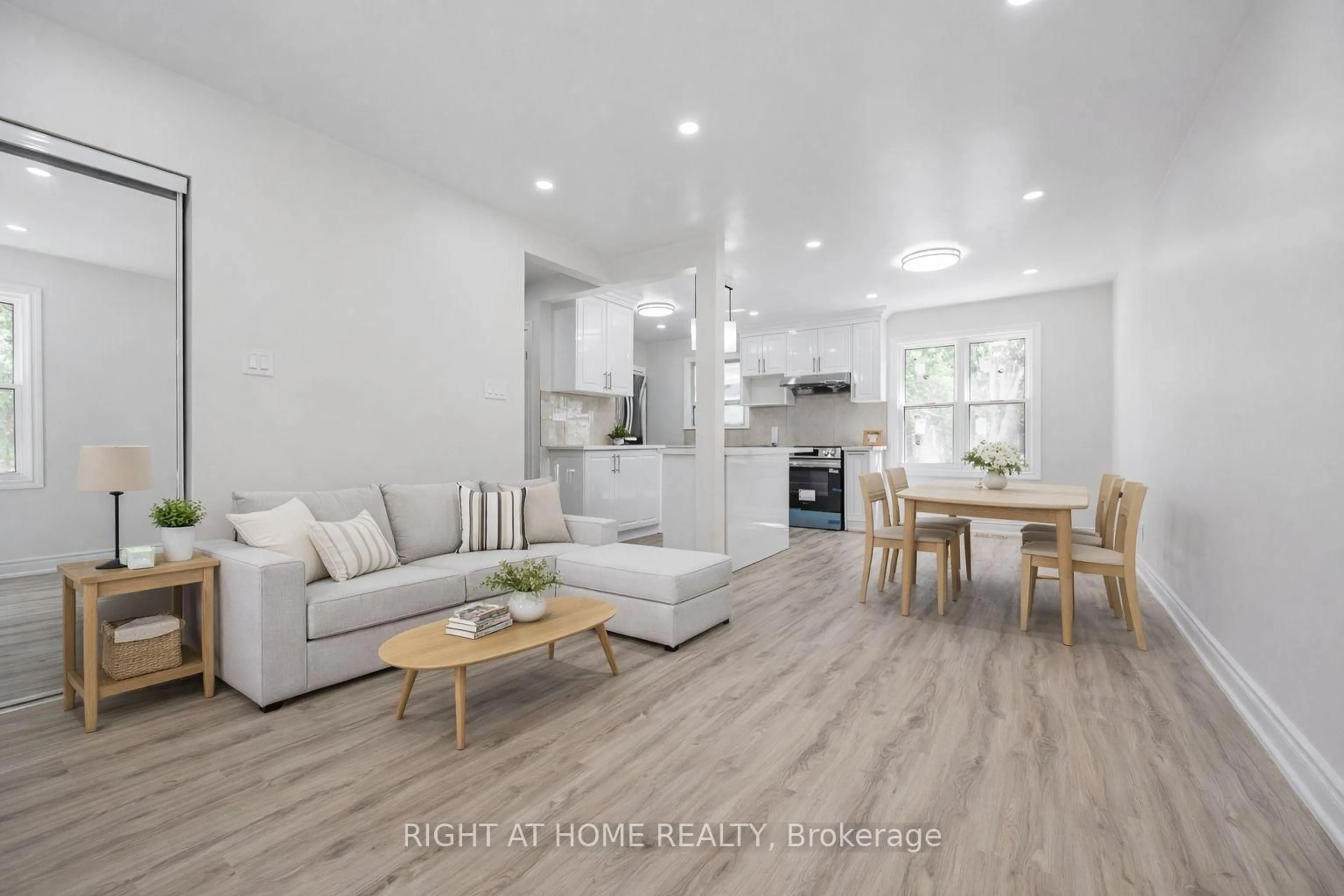 Living room with furniture, wood/laminate floor for 225 Essex Ave, Richmond Hill Ontario L4C 2C1