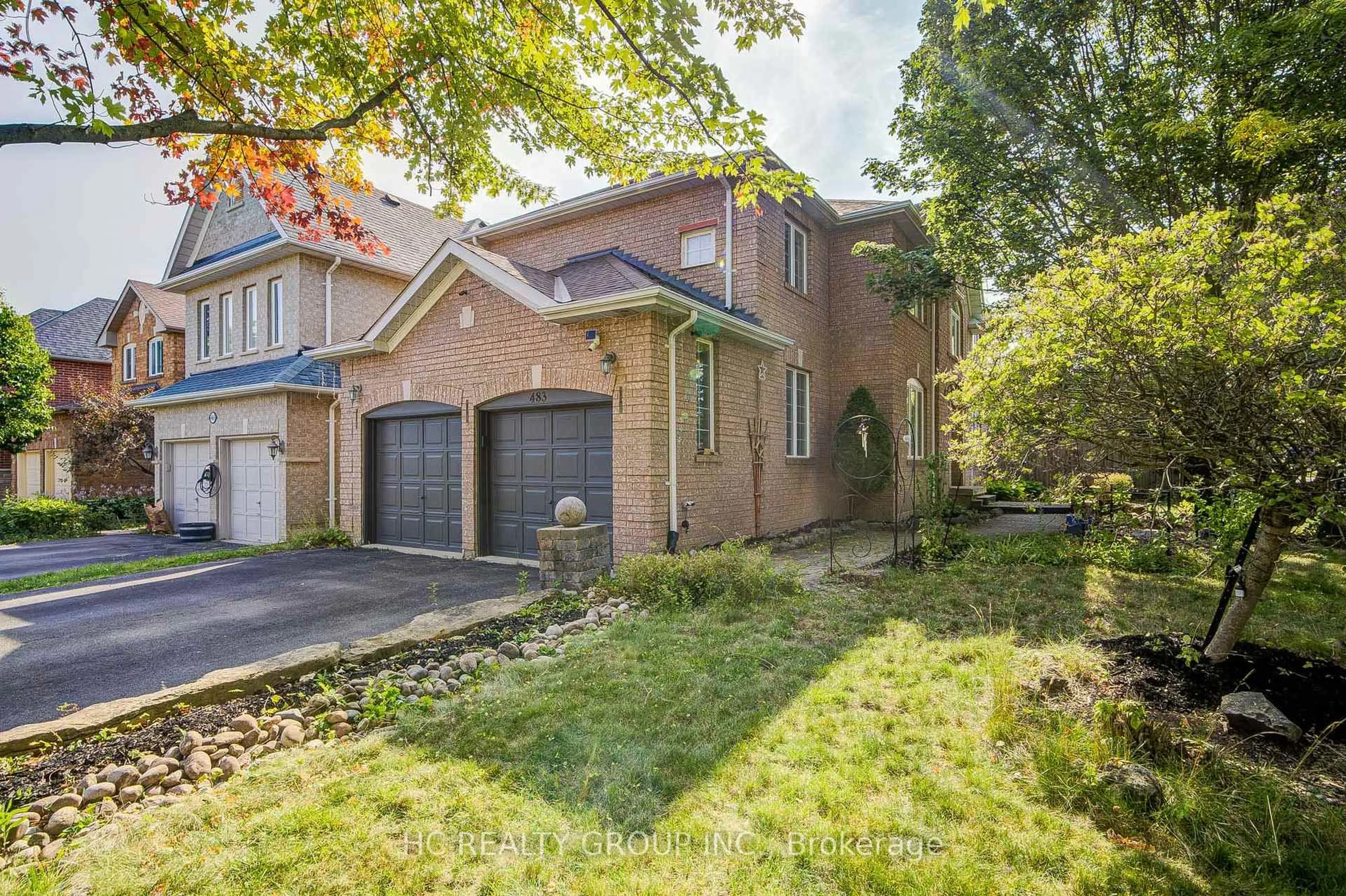 Unknown for 483 Menczel Cres, Newmarket Ontario L3X 2P6