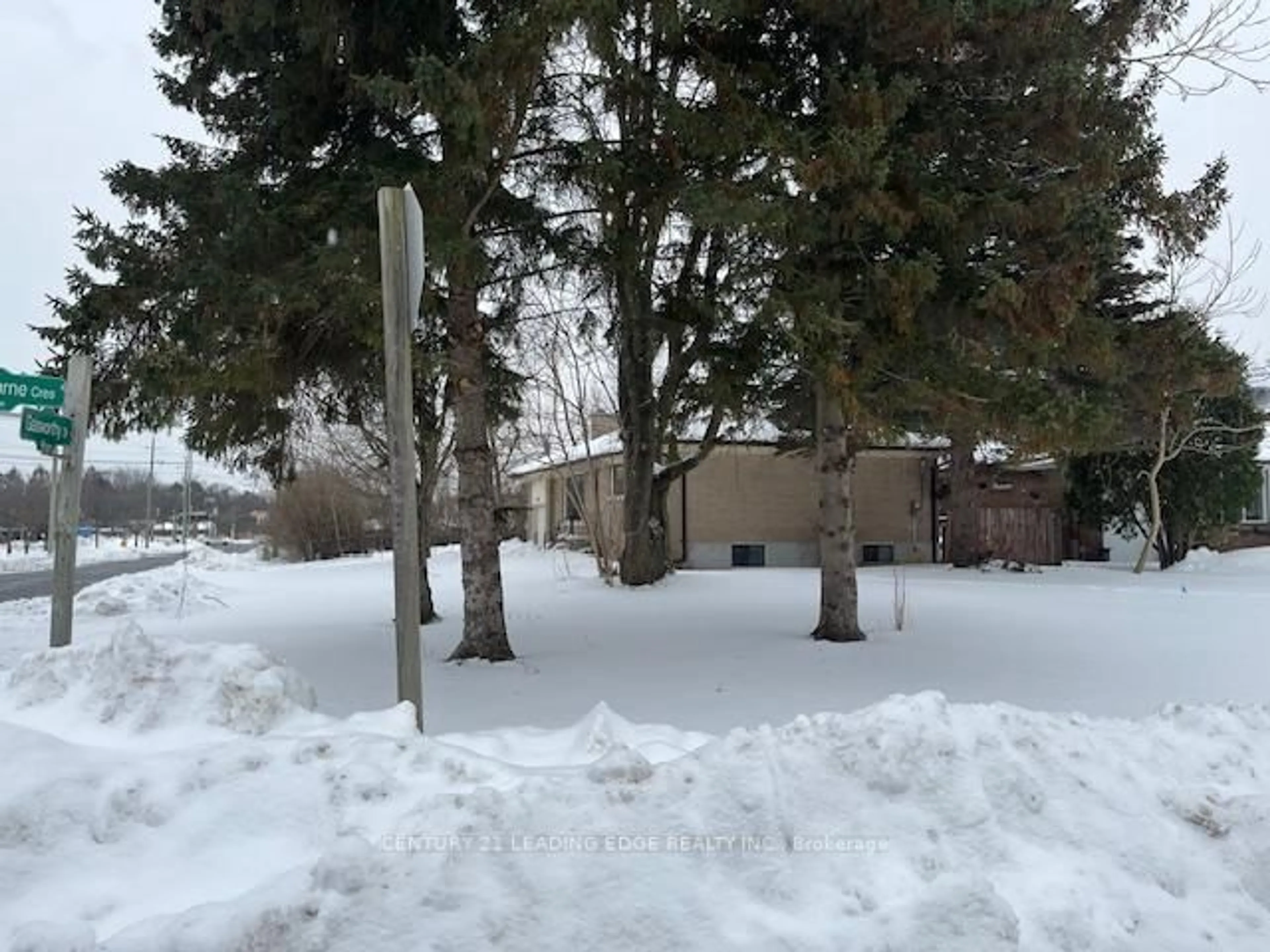 Unknown for 2 Honeybourne Cres, Markham Ontario L3P 1P3