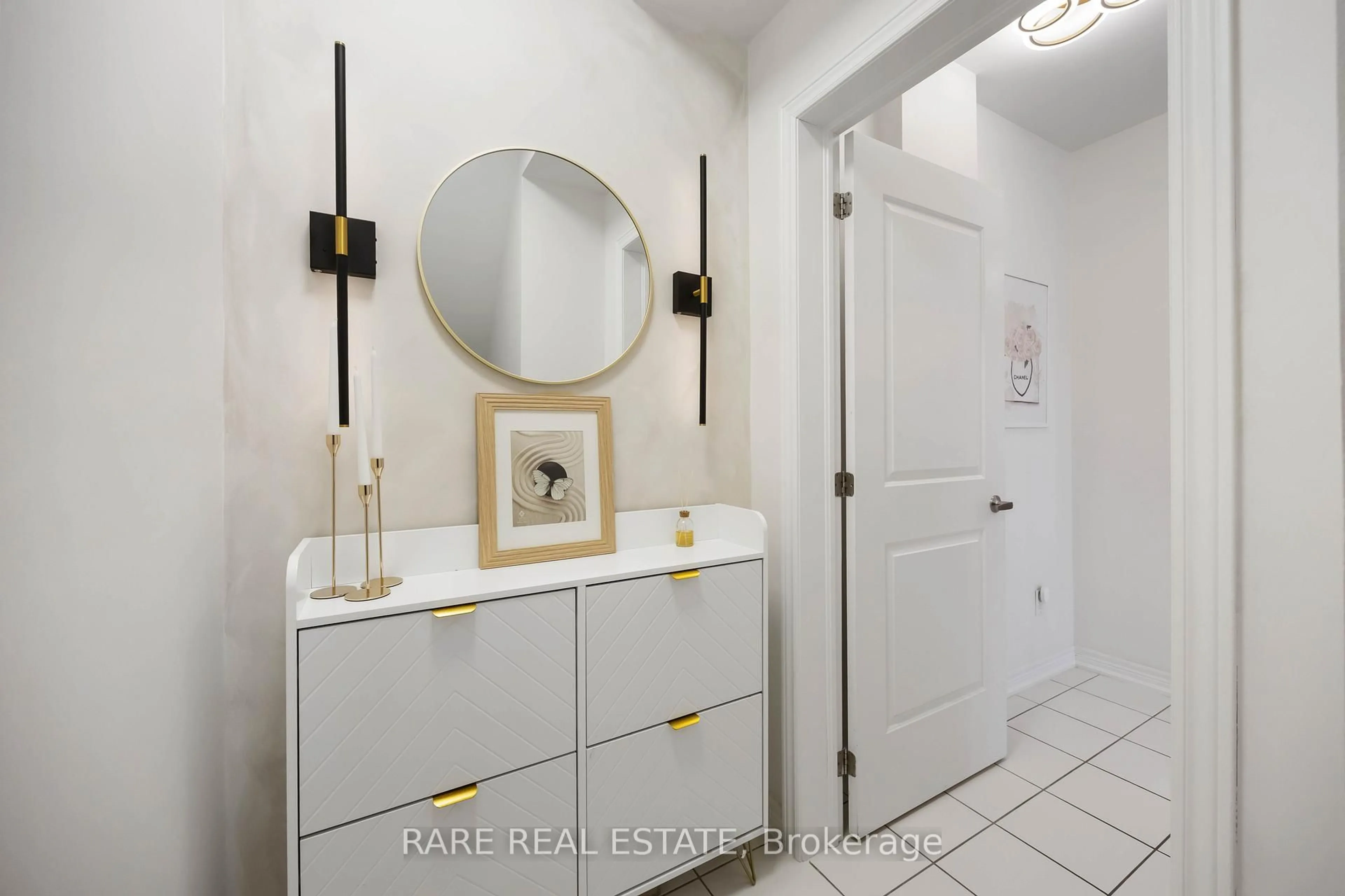 Unknown for 105 Kayla Cres #8, Vaughan Ontario L6A 4W3