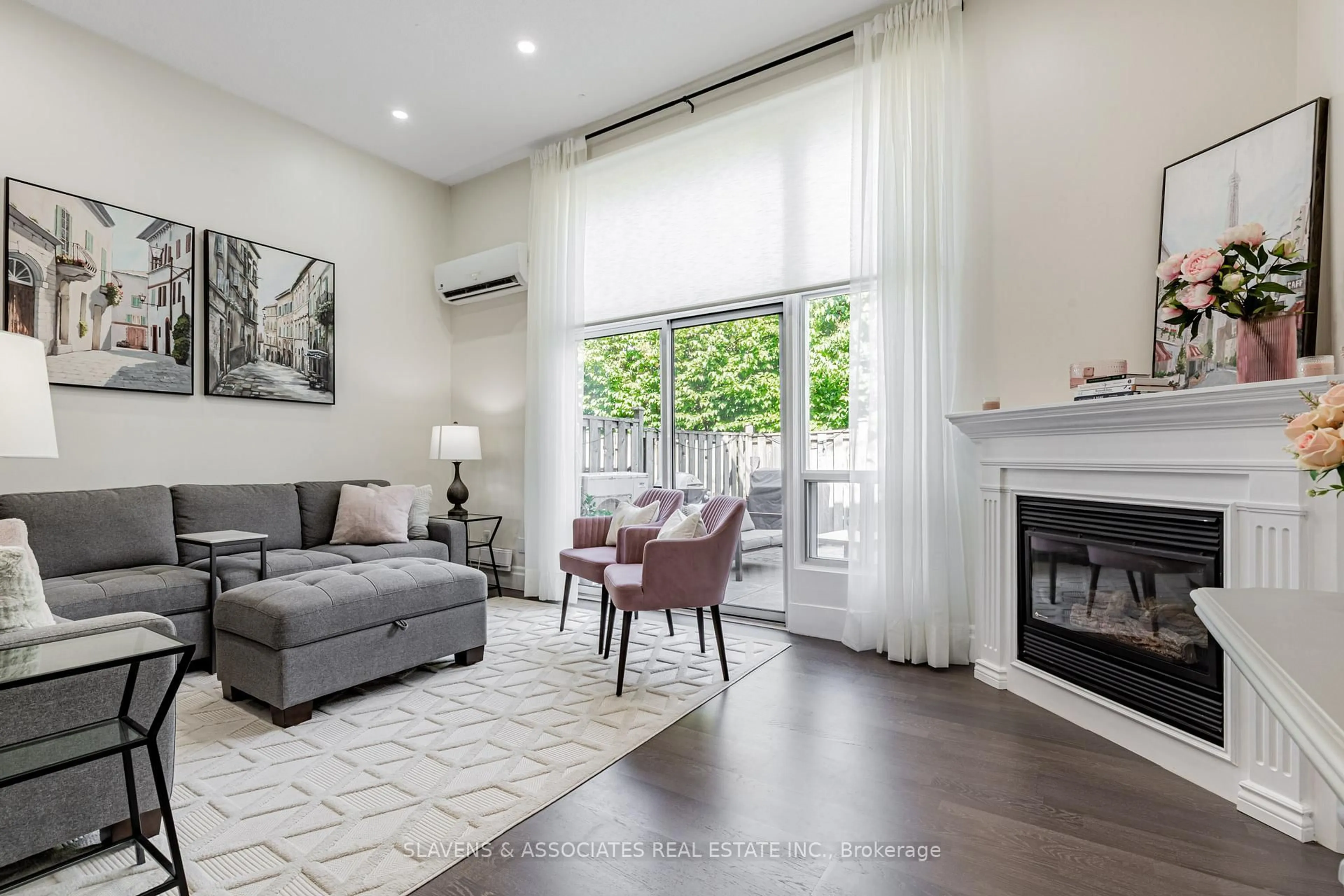 Living room with furniture, unknown for 141 Clark Ave #54, Markham Ontario L3T 4P4