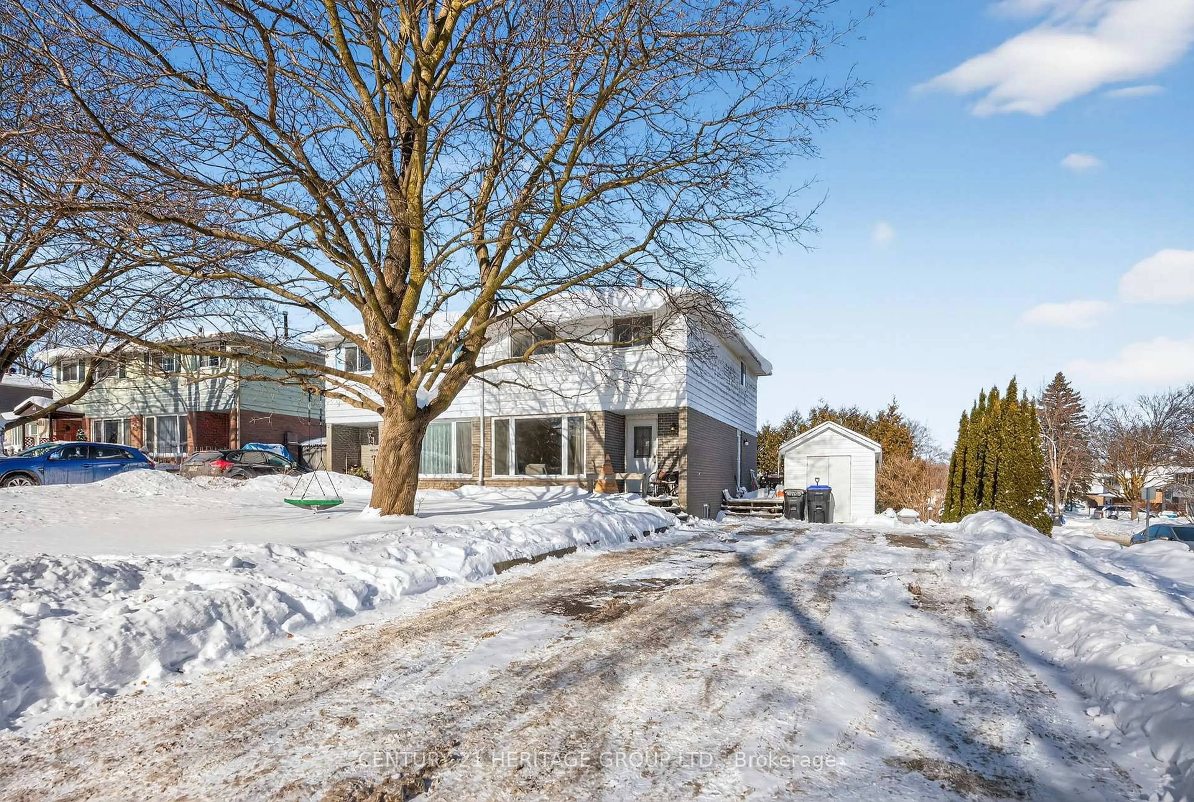 A pic from outside/outdoor area/front of a property/back of a property/a pic from drone, street for 50 Brown St, New Tecumseth Ontario L0G 1W0
