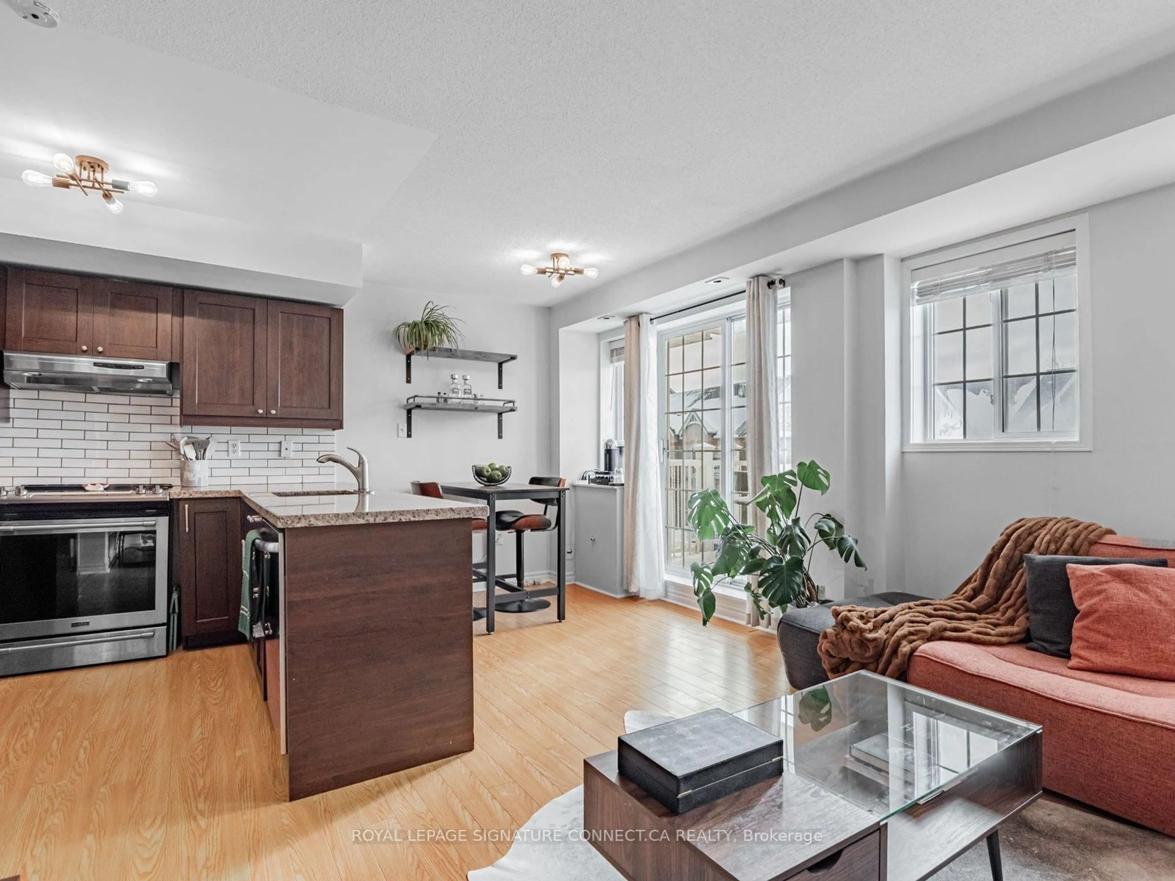 Open concept kitchen, unknown for 110 Cornell Park Ave #C208, Markham Ontario L6B 1B6