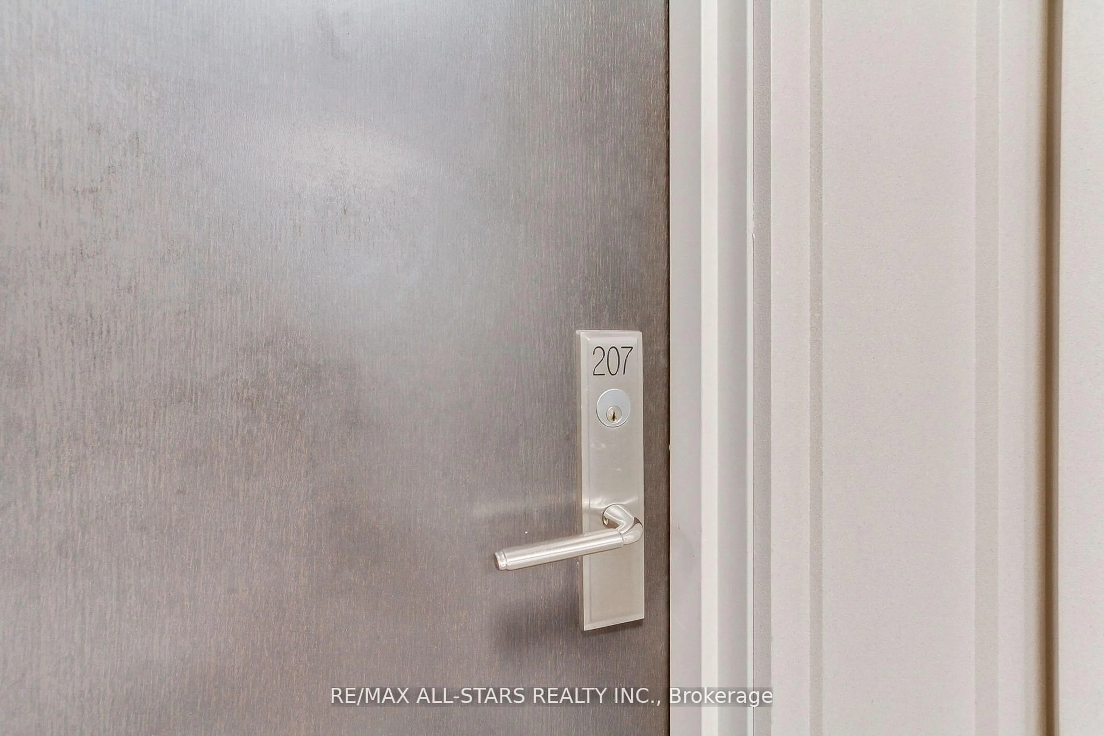 A pic of a room for 6235 Main St #207, Whitchurch-Stouffville Ontario L4A 4R3