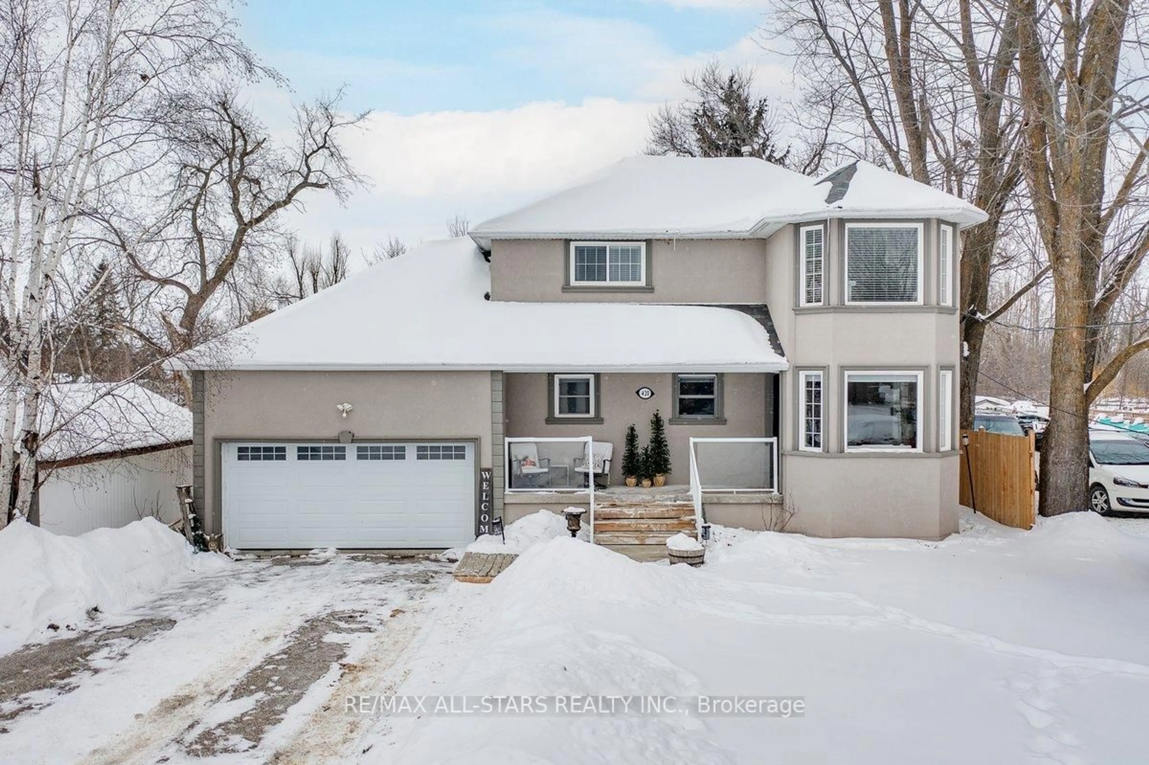 Home with vinyl exterior material, street for 420 Centre St, Brock Ontario L0K 1A0