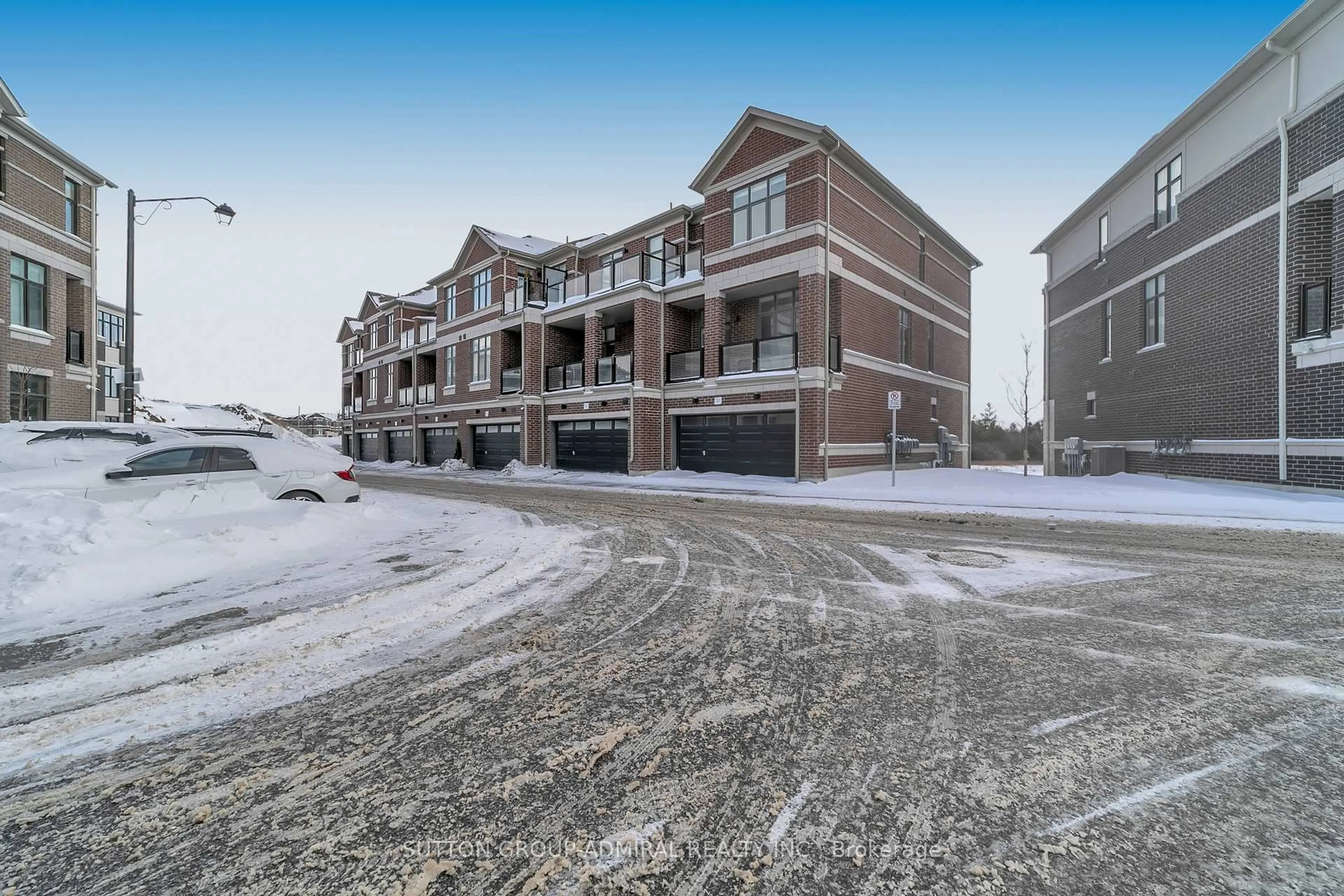 Unknown for 72 Lunay Dr, Richmond Hill Ontario L4S 0P2