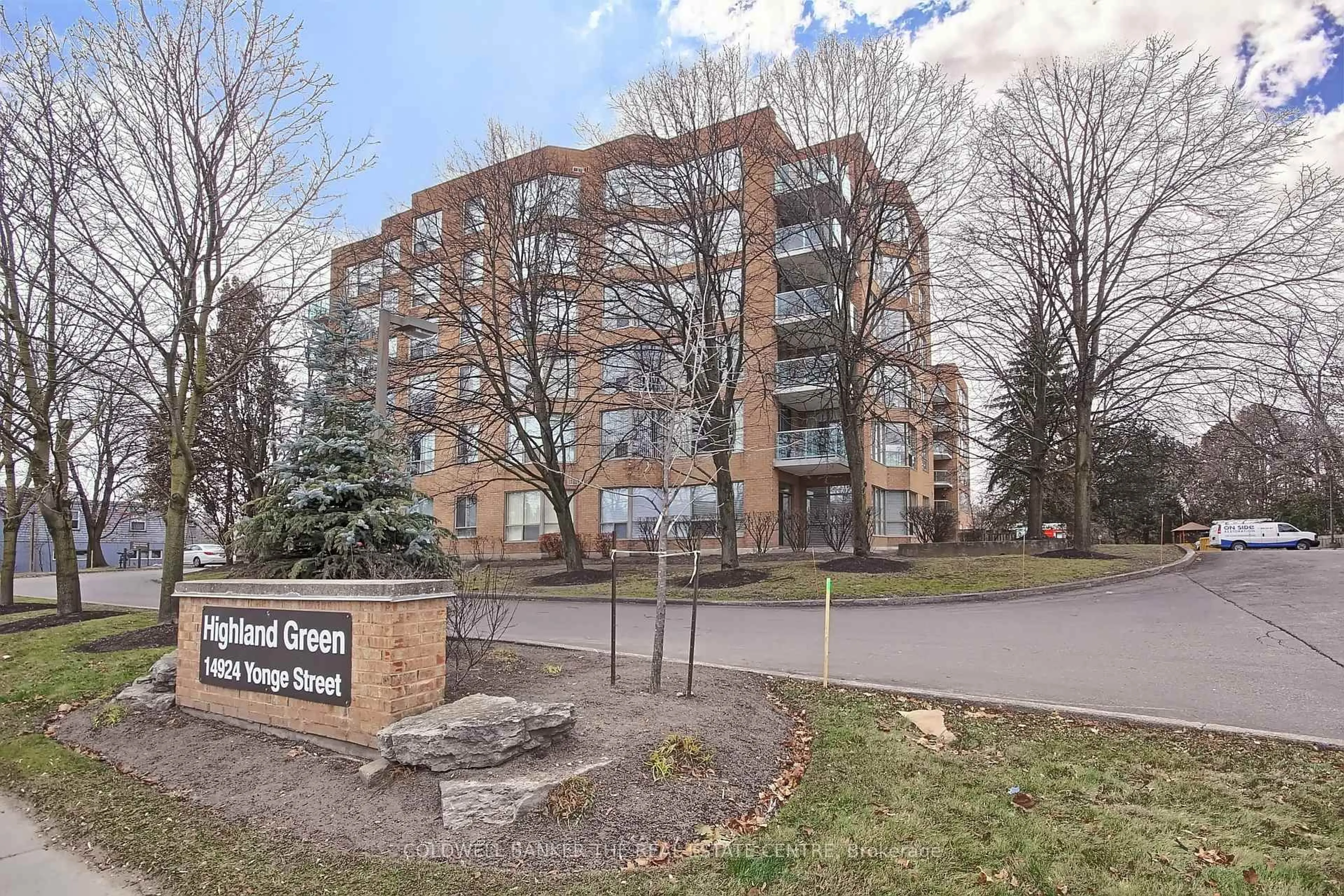 Unknown for 14924 Yonge St #115, Aurora Ontario L4G 6H7