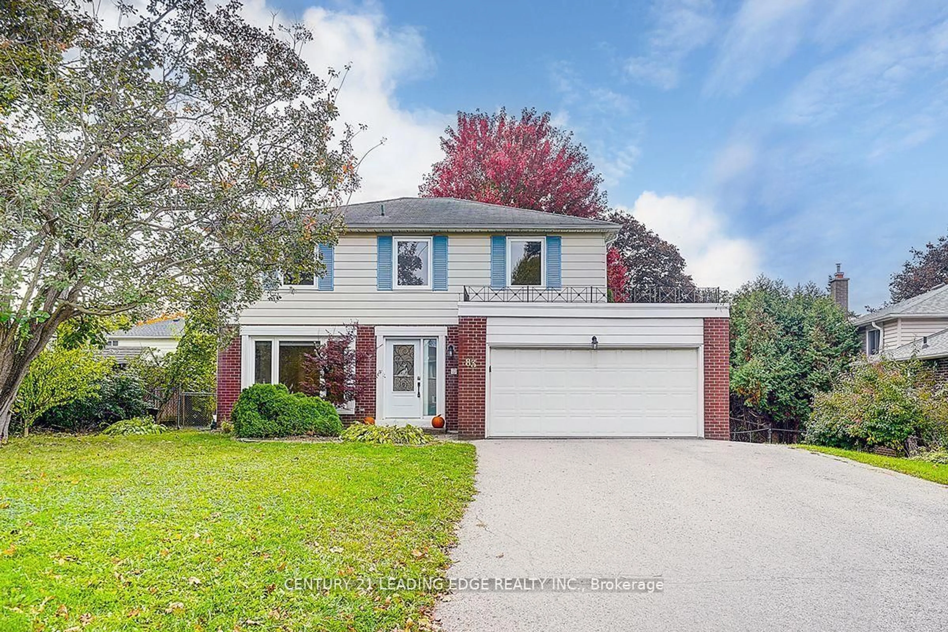 Home with vinyl exterior material, street for 83 Southdale Dr, Markham Ontario L3P 1K1