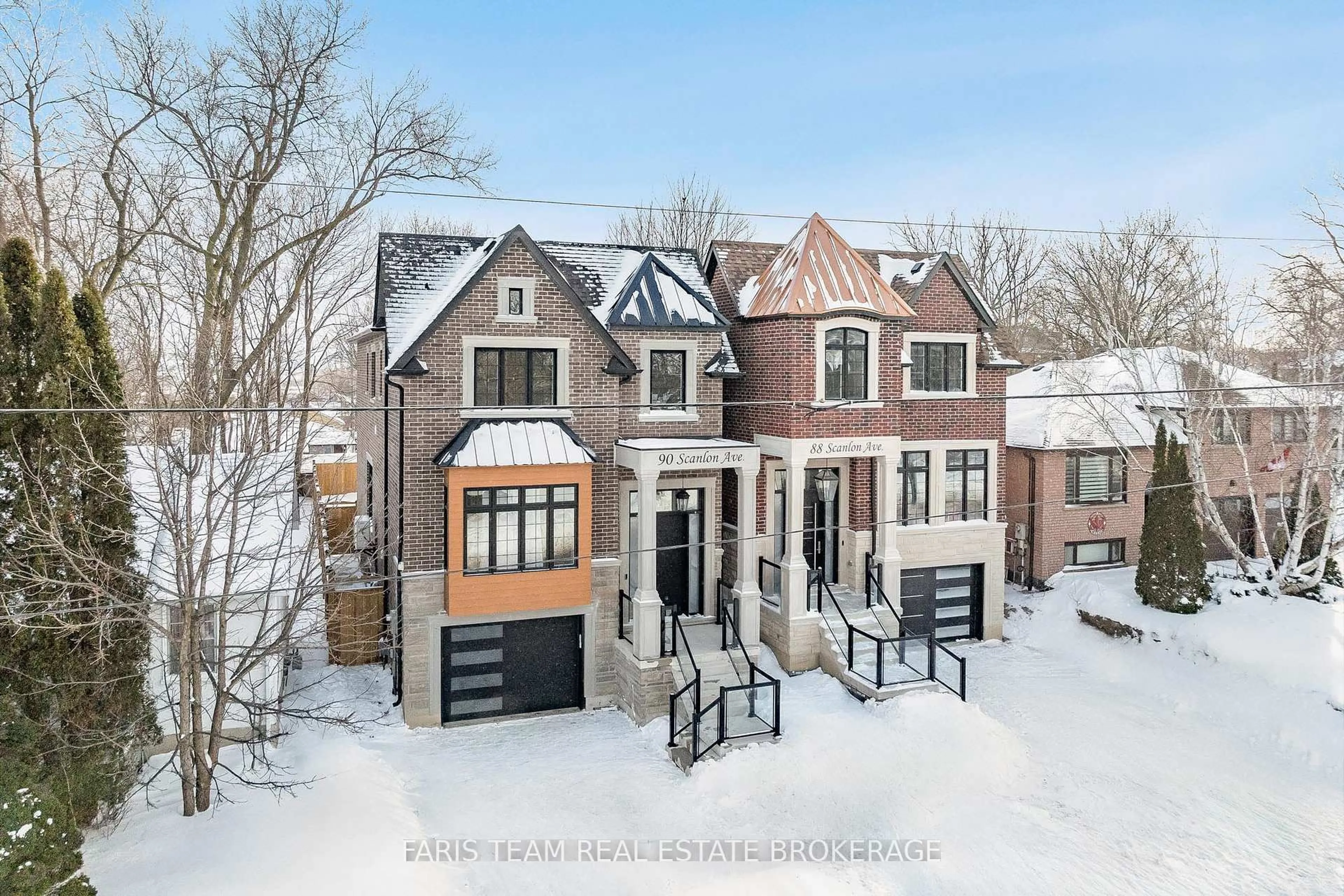 Home with brick exterior material, street for 90 Scanlon Ave, Bradford West Gwillimbury Ontario L3Z 1C9