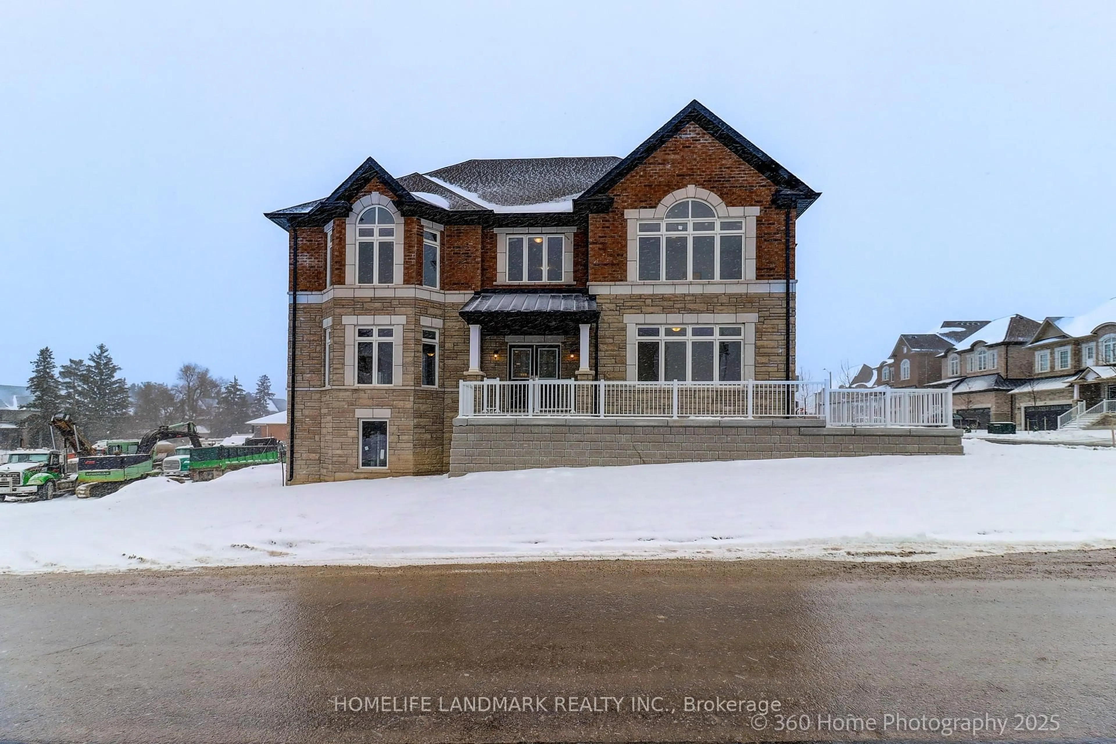 Home with brick exterior material, unknown for 8 Mapleton St, Richmond Hill Ontario L4E 1N1