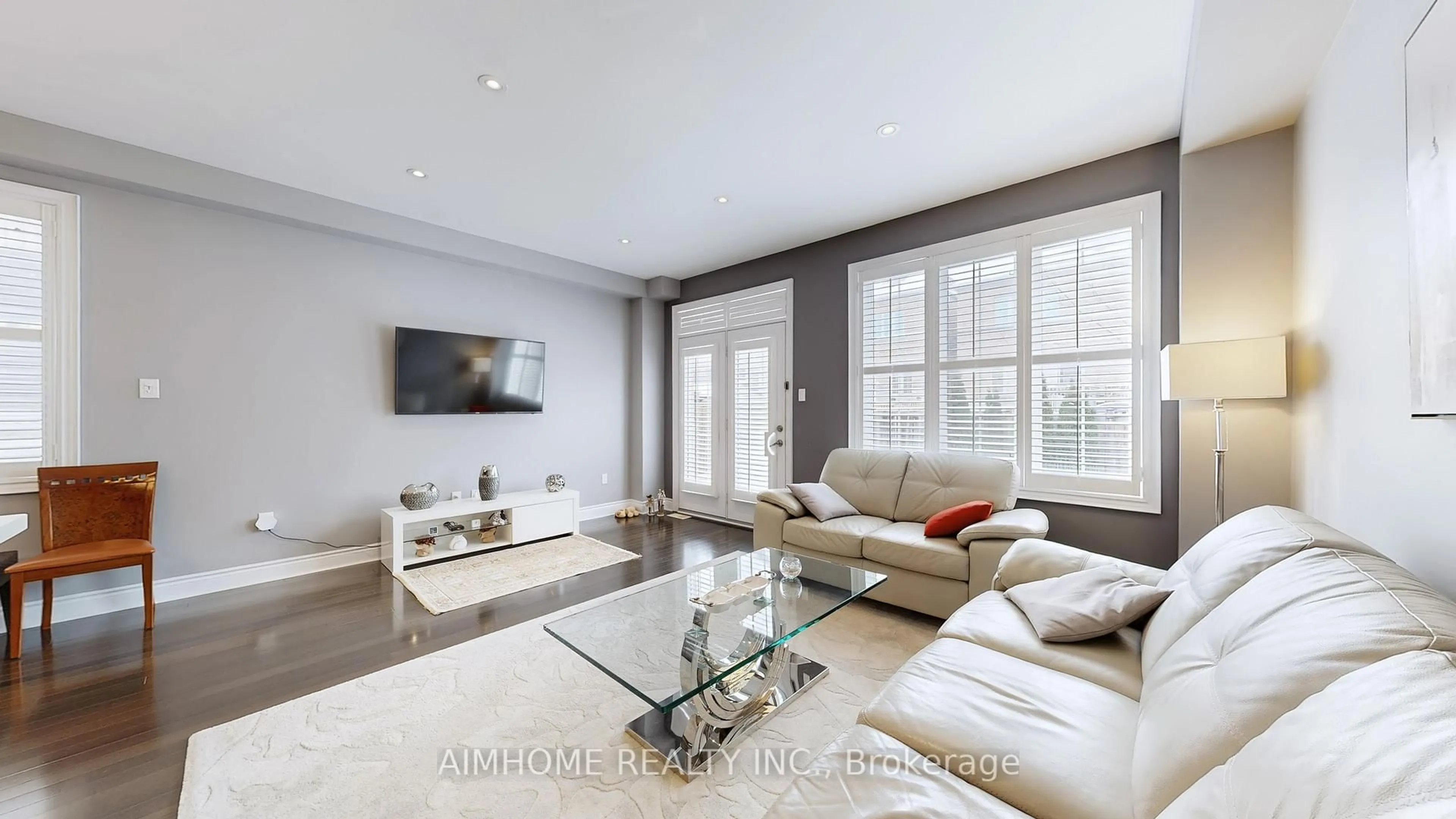 Living room with furniture, unknown for 18 Bristlewood Cres, Vaughan Ontario L4J 0H4