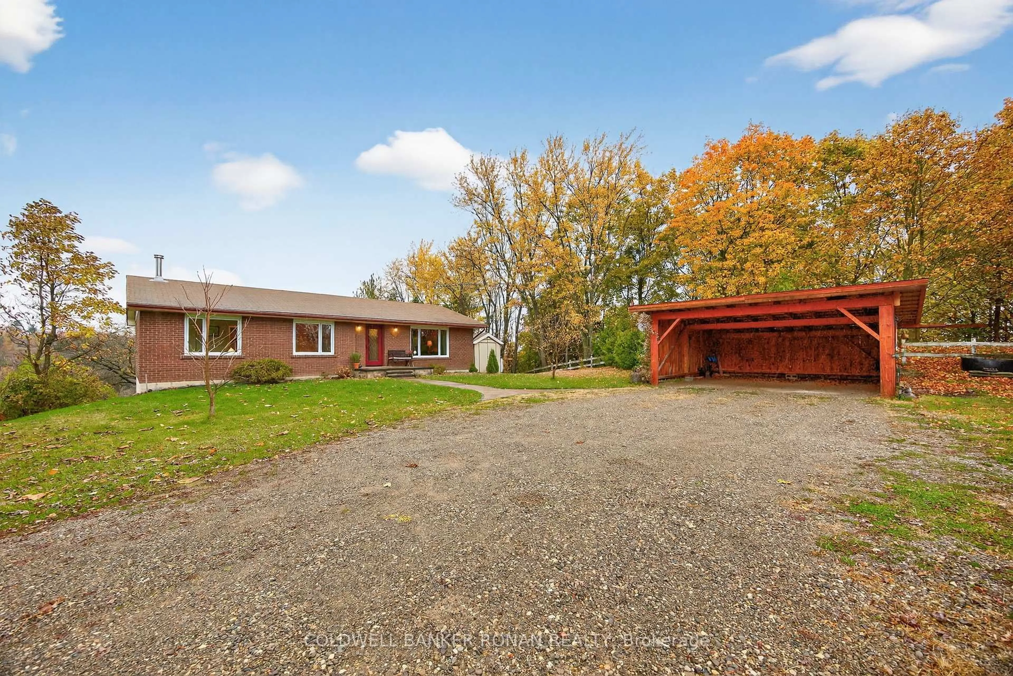 A pic from outside/outdoor area/front of a property/back of a property/a pic from drone, street for 6976 2nd Line, New Tecumseth Ontario L0G 1W0