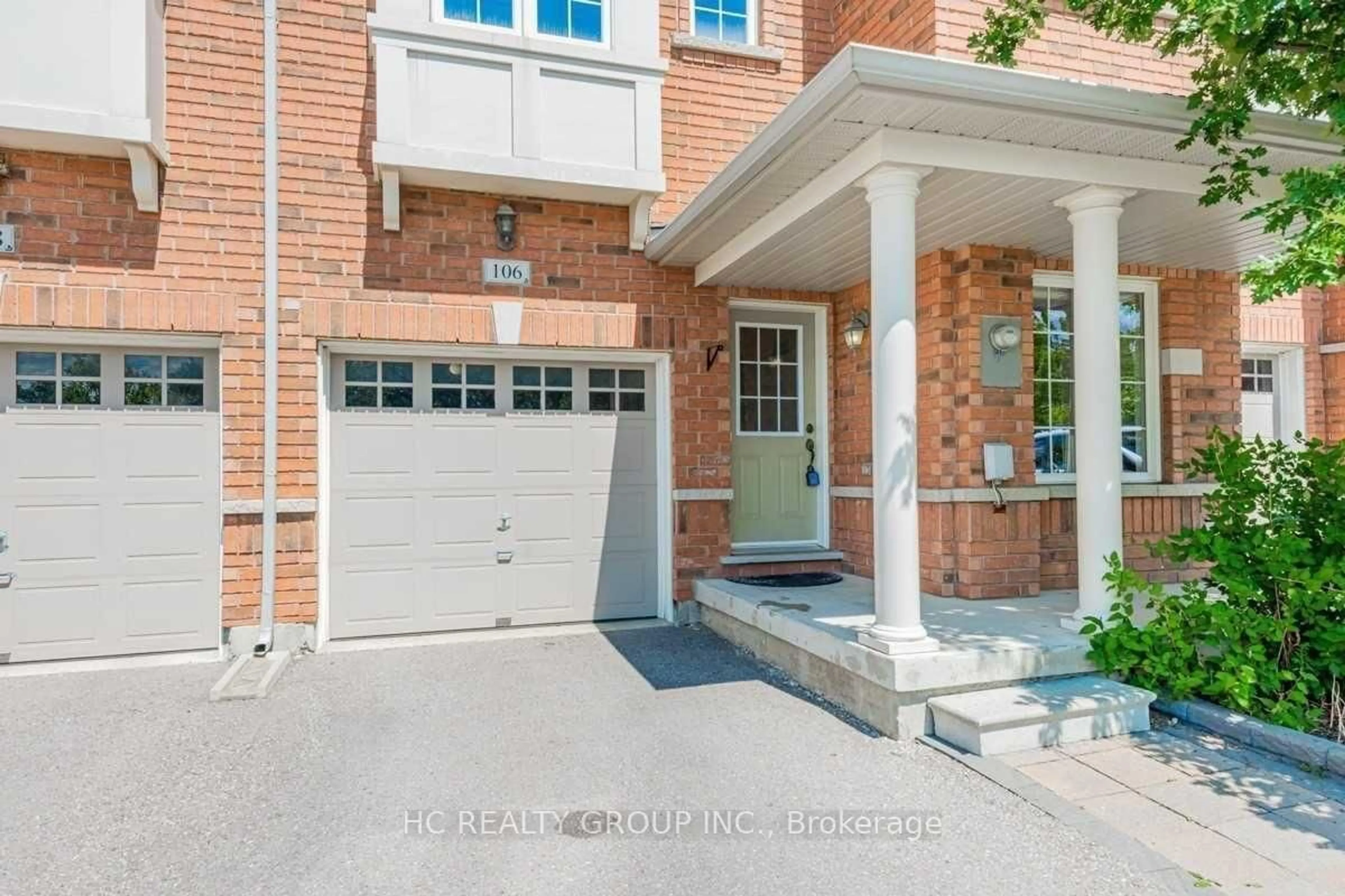 Home with brick exterior material, street for 15 Old Colony Rd #106, Richmond Hill Ontario L4E 4L5