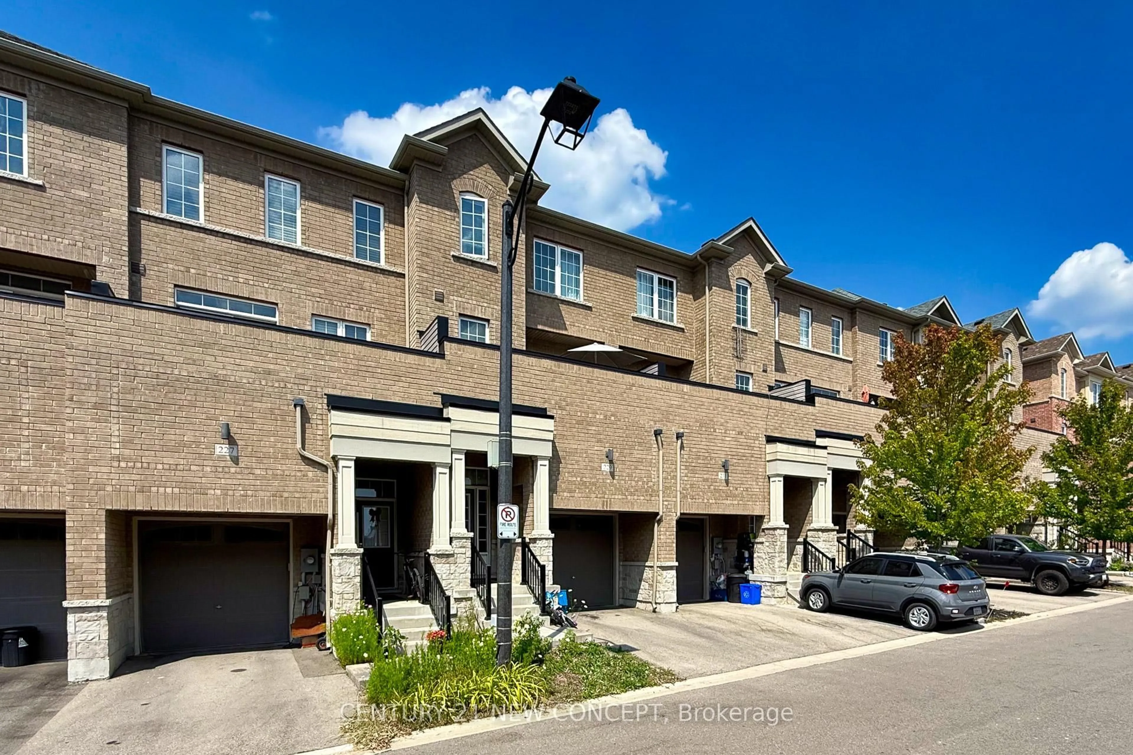 Home with brick exterior material, street for 227 Harding Park St, Newmarket Ontario L3Y 0E3