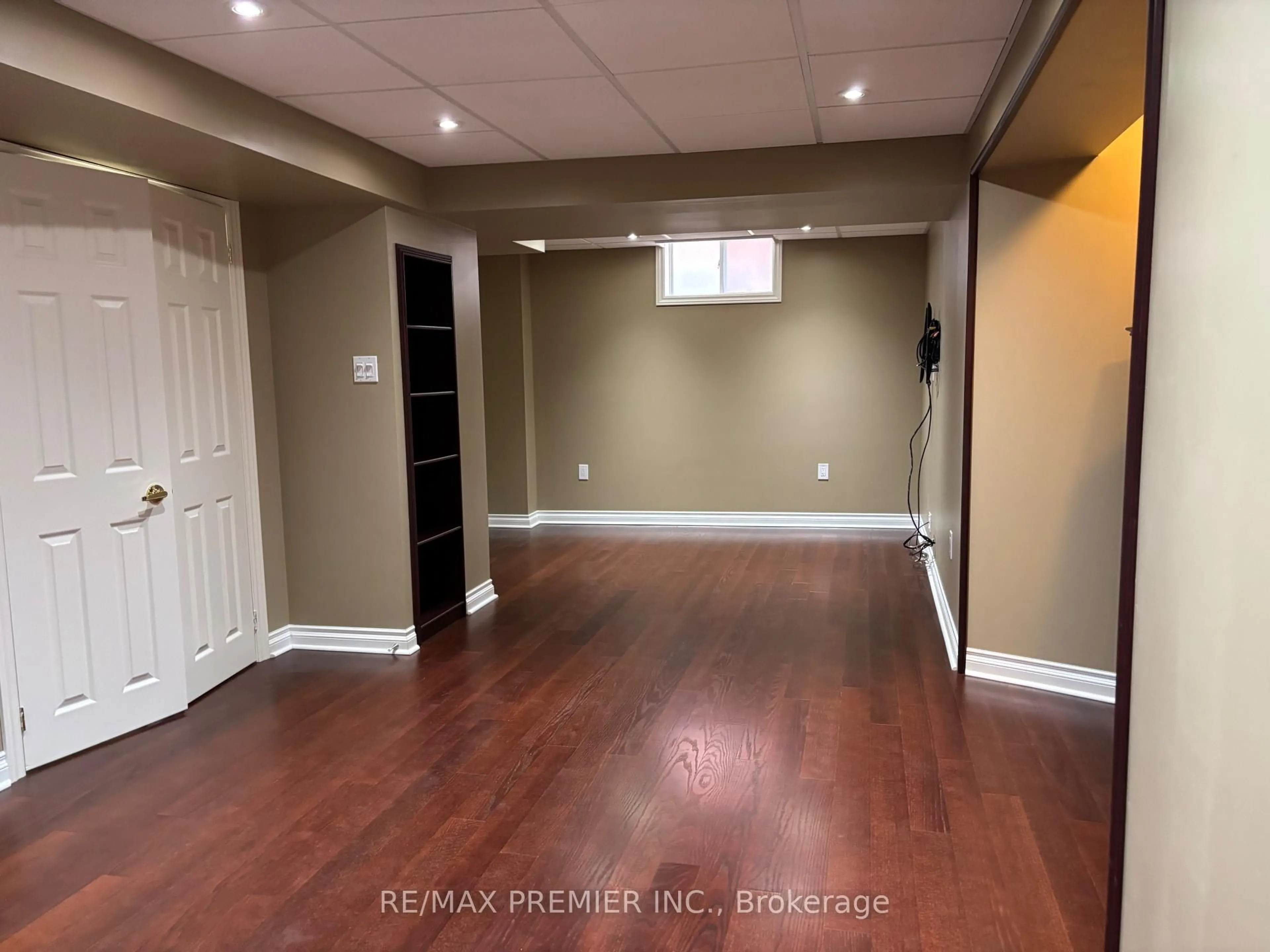 A pic of a room for 325 Vellore Ave, Vaughan Ontario L4H 2Z2