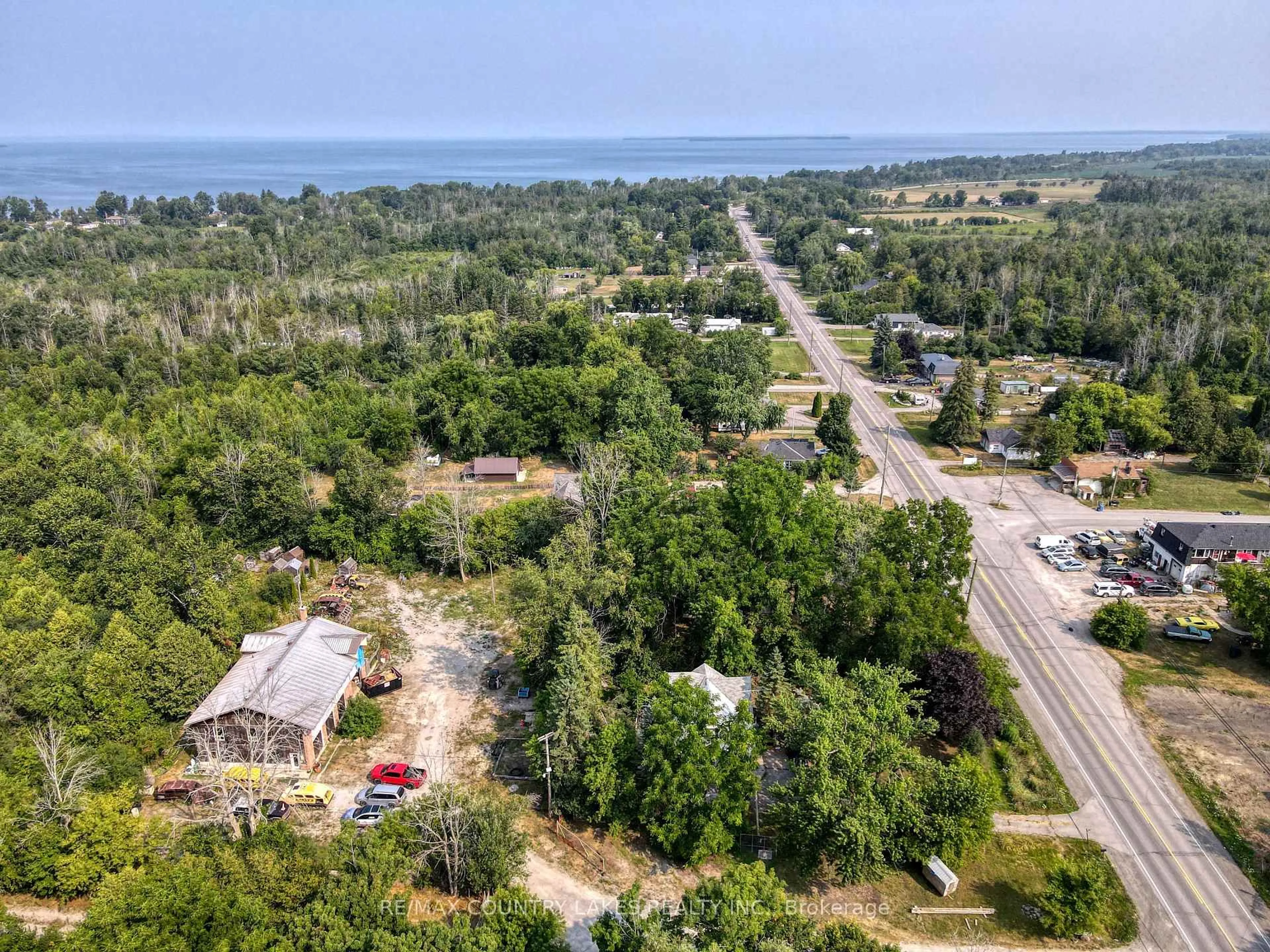 A pic from outside/outdoor area/front of a property/back of a property/a pic from drone, water/lake/river/ocean view for 31254 Lake Ridge Rd, Georgina Ontario L0E 1N0