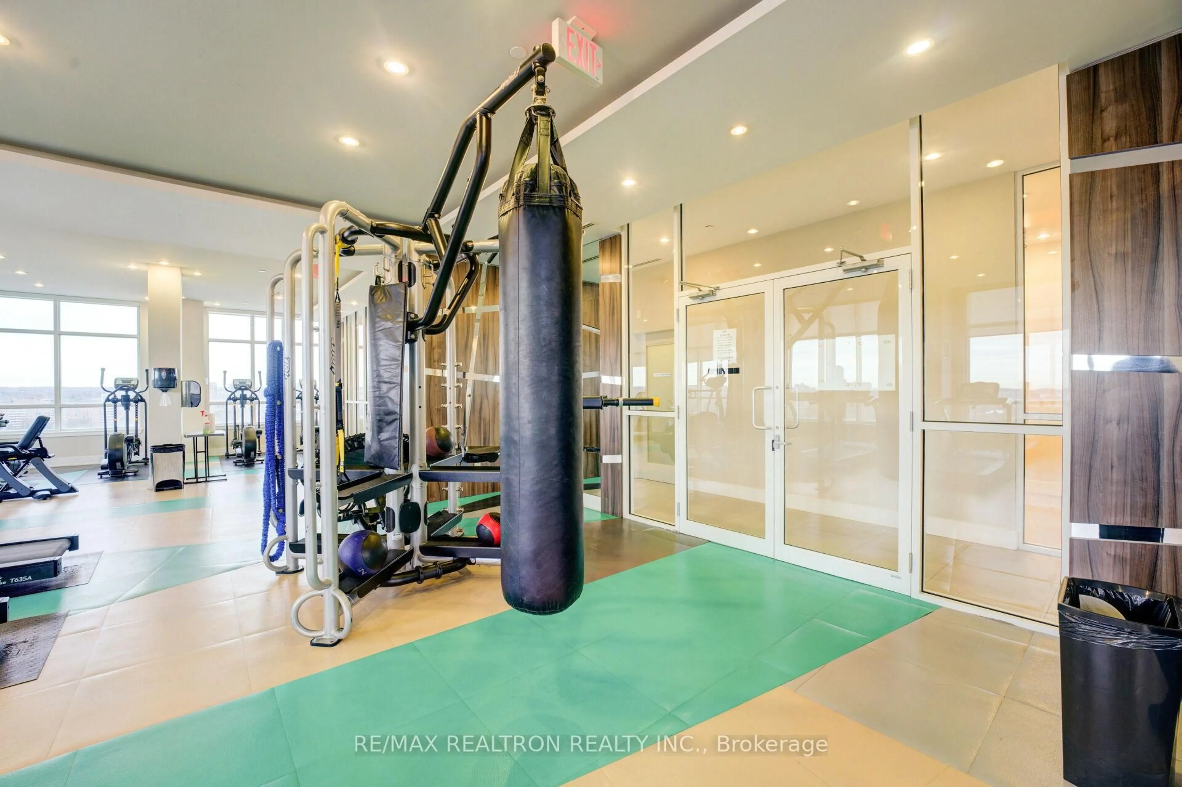 Gym or fitness room for 9201 Yonge St #1413, Richmond Hill Ontario L4C 1H9