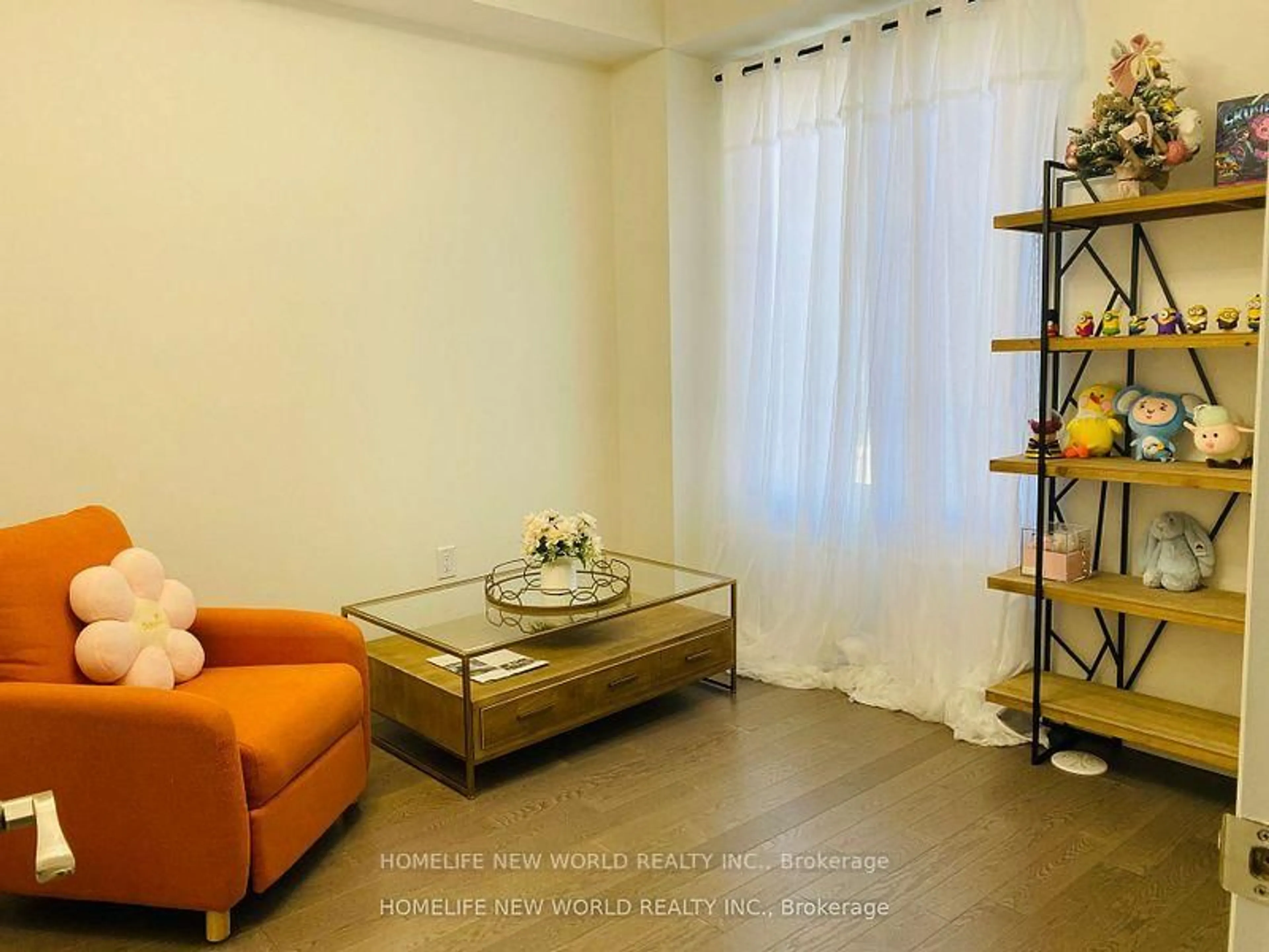 Living room with furniture, unknown for 85 Casely Ave, Richmond Hill Ontario L4S 0K7