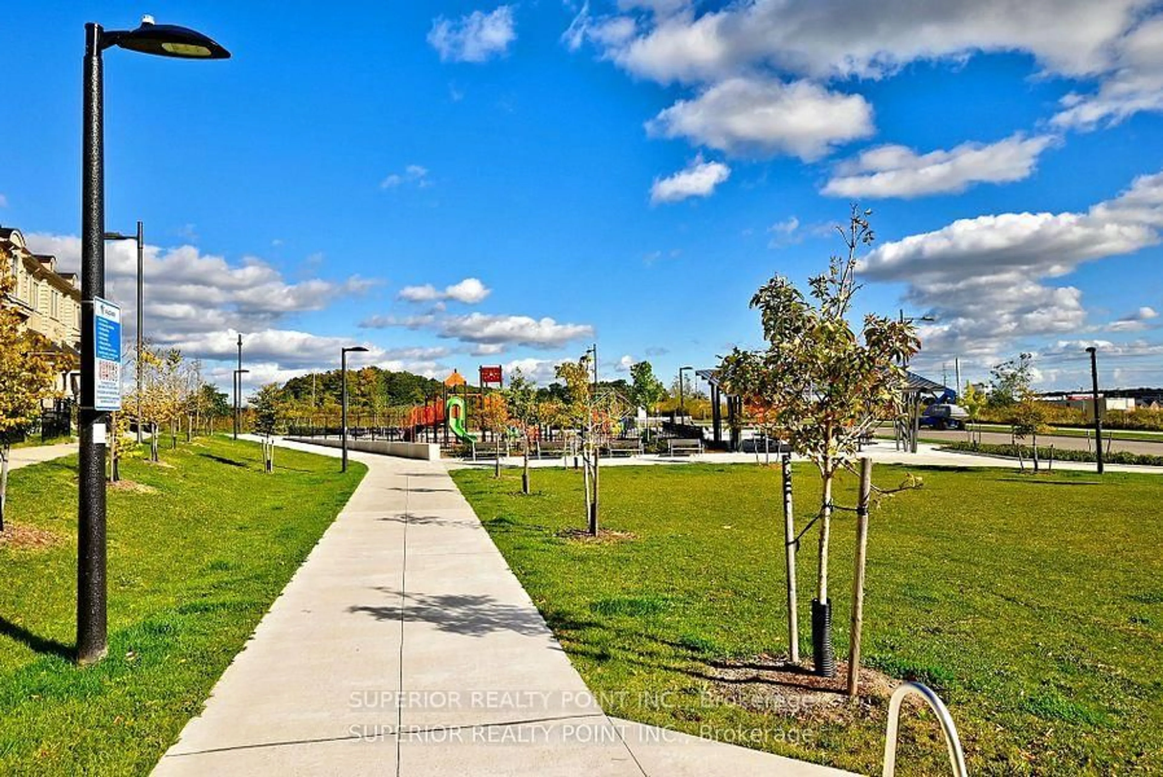 Patio, unknown for 28 Maple Valley Rd, Vaughan Ontario L6A 0X9