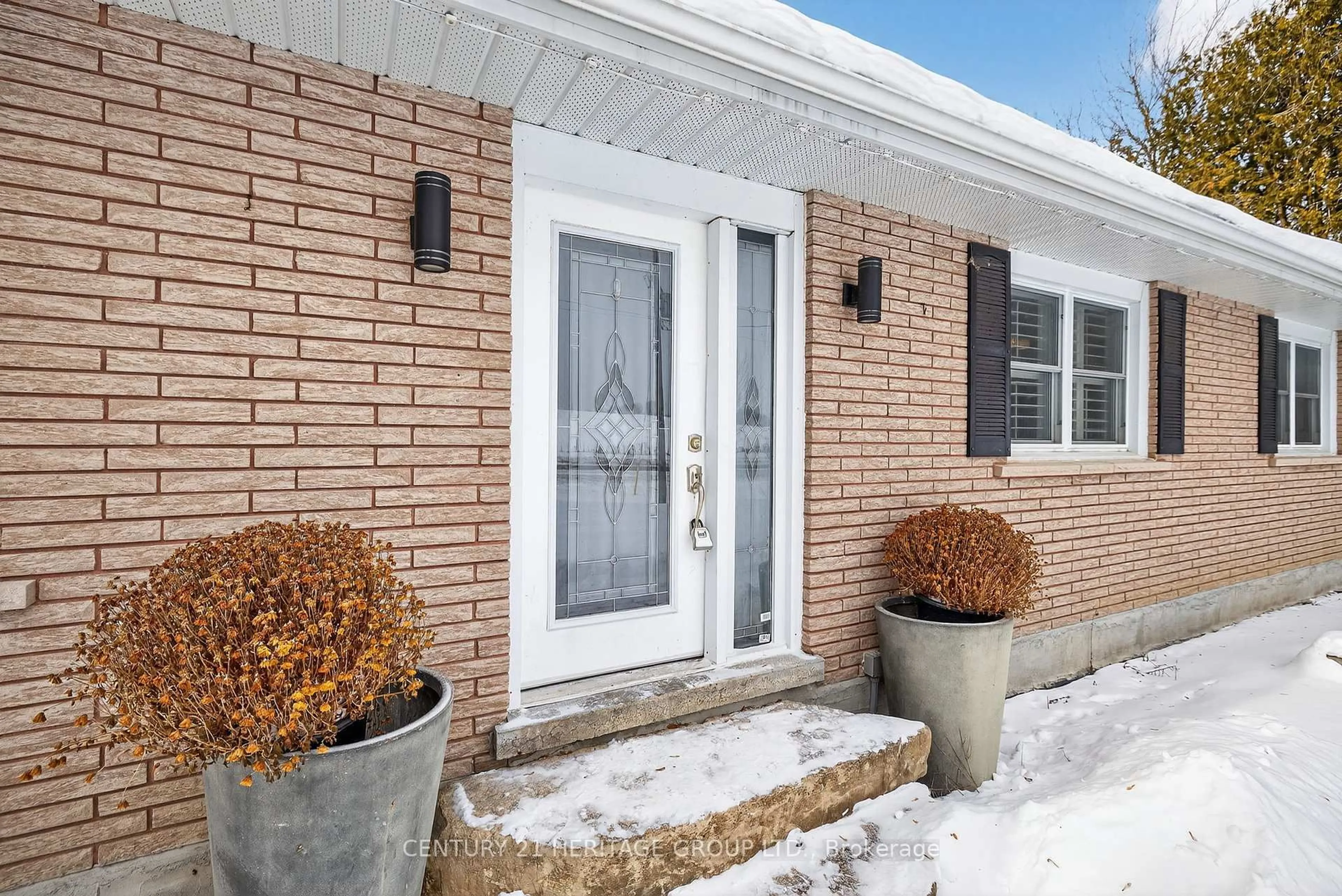 Home with brick exterior material, street for 19732 York Durham Line, East Gwillimbury Ontario L0G 1M0