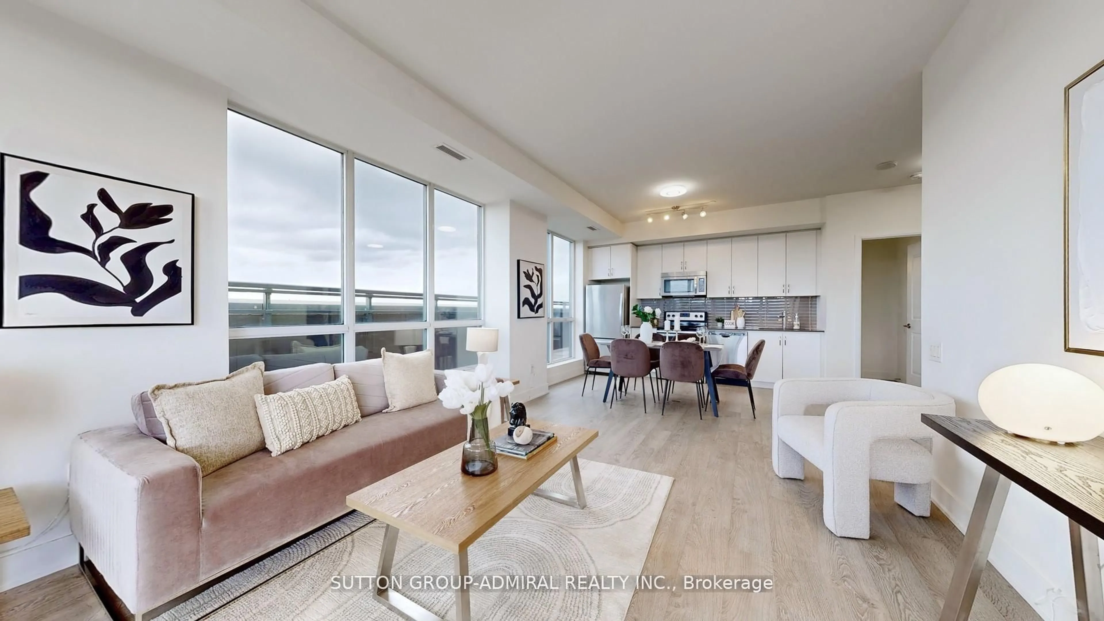 Living room with furniture, unknown for 7608 Yonge St #PH11, Vaughan Ontario L4J 0J5