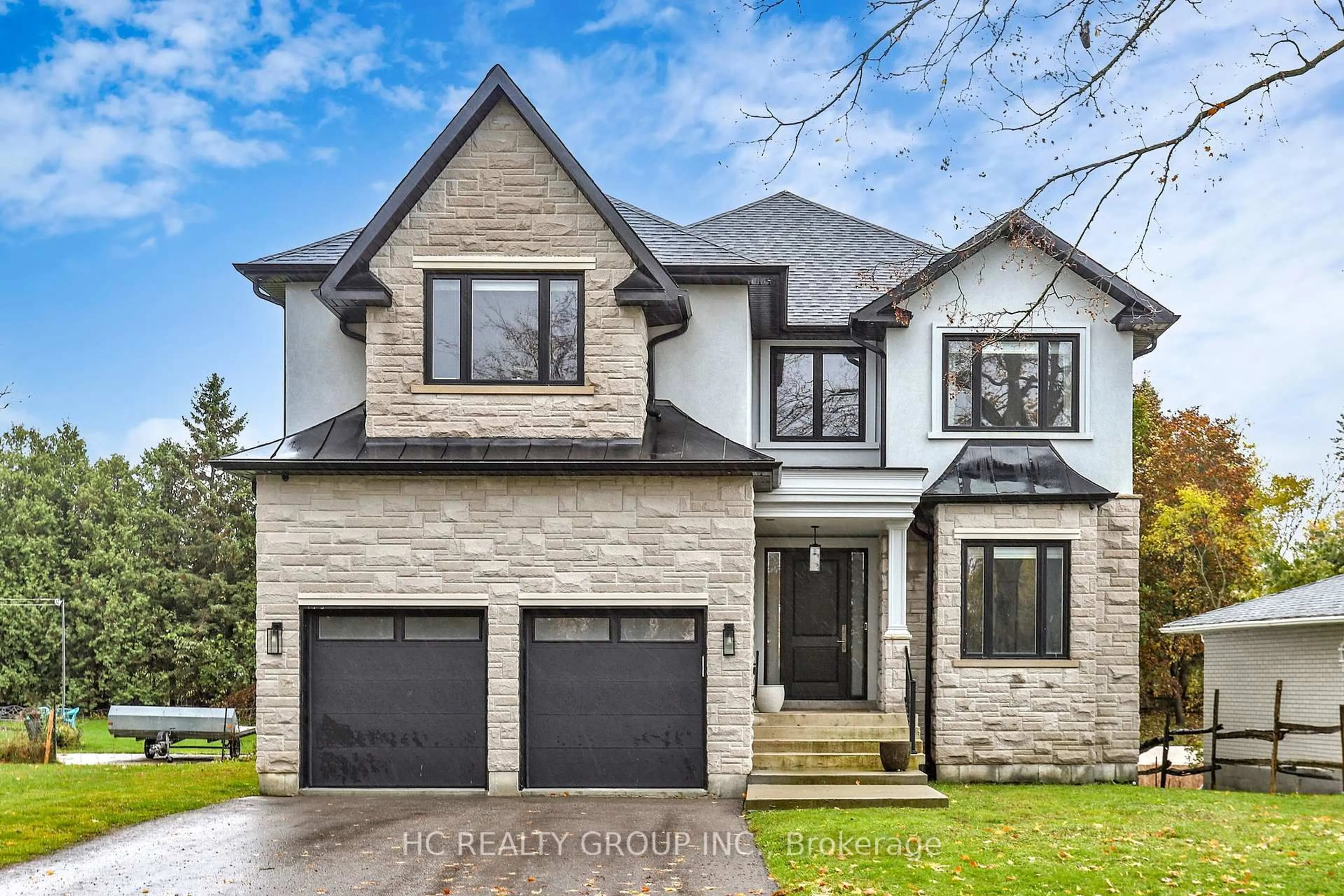 Home with brick exterior material, street for 6077 Hillsdale Dr, Whitchurch-Stouffville Ontario L4A 3B7