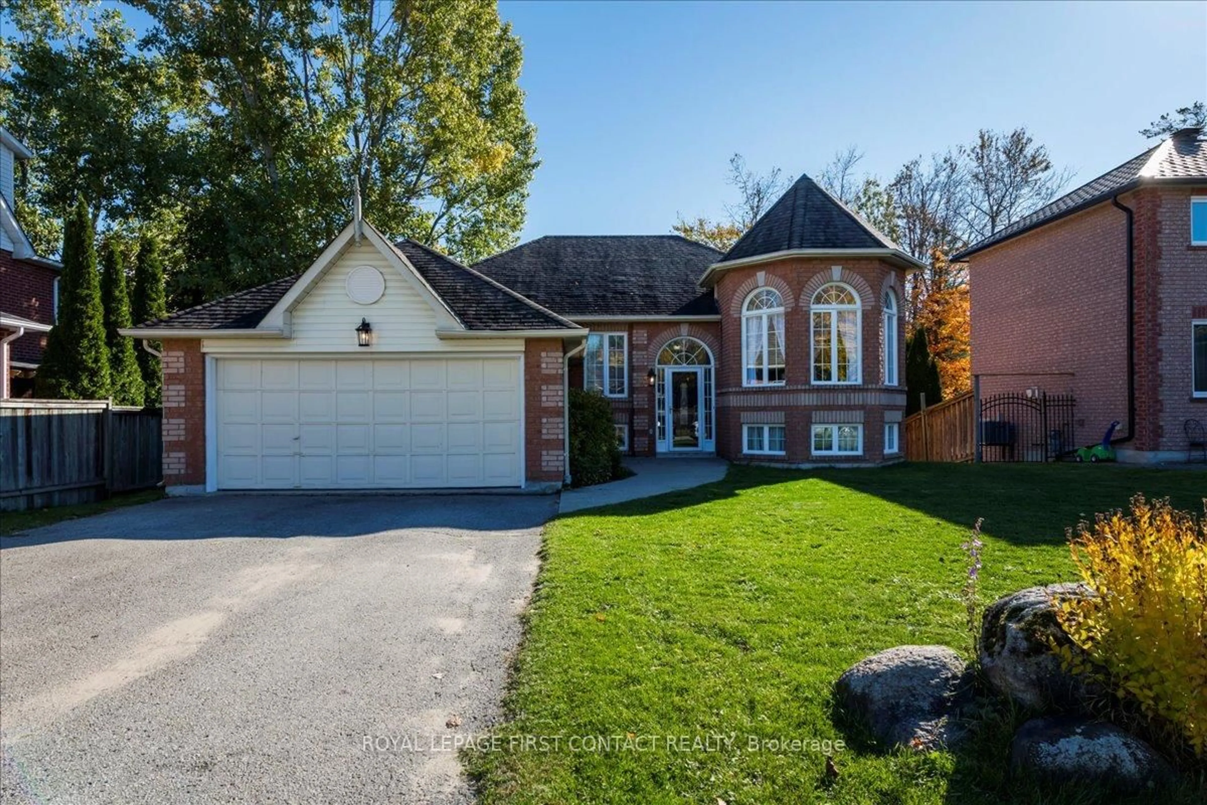 Home with brick exterior material, street for 701 Happy Vale Dr, Innisfil Ontario L9S 2E6