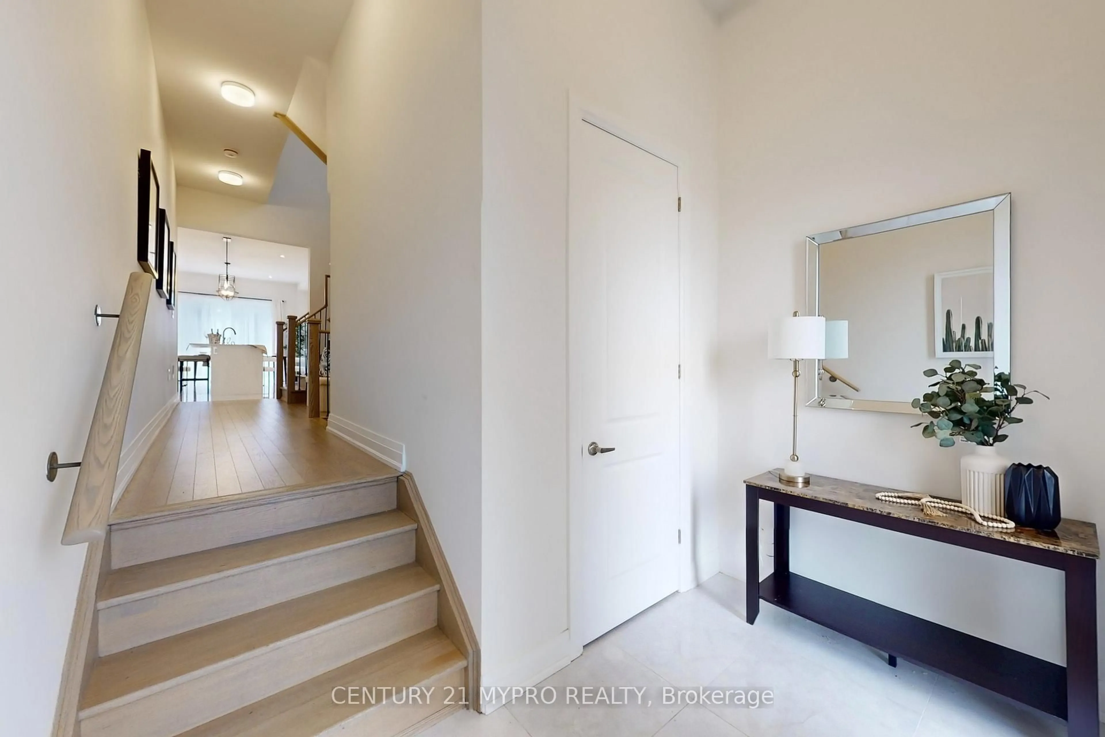 Unknown for 6 Longworth Ave, Richmond Hill Ontario L4E 1A2