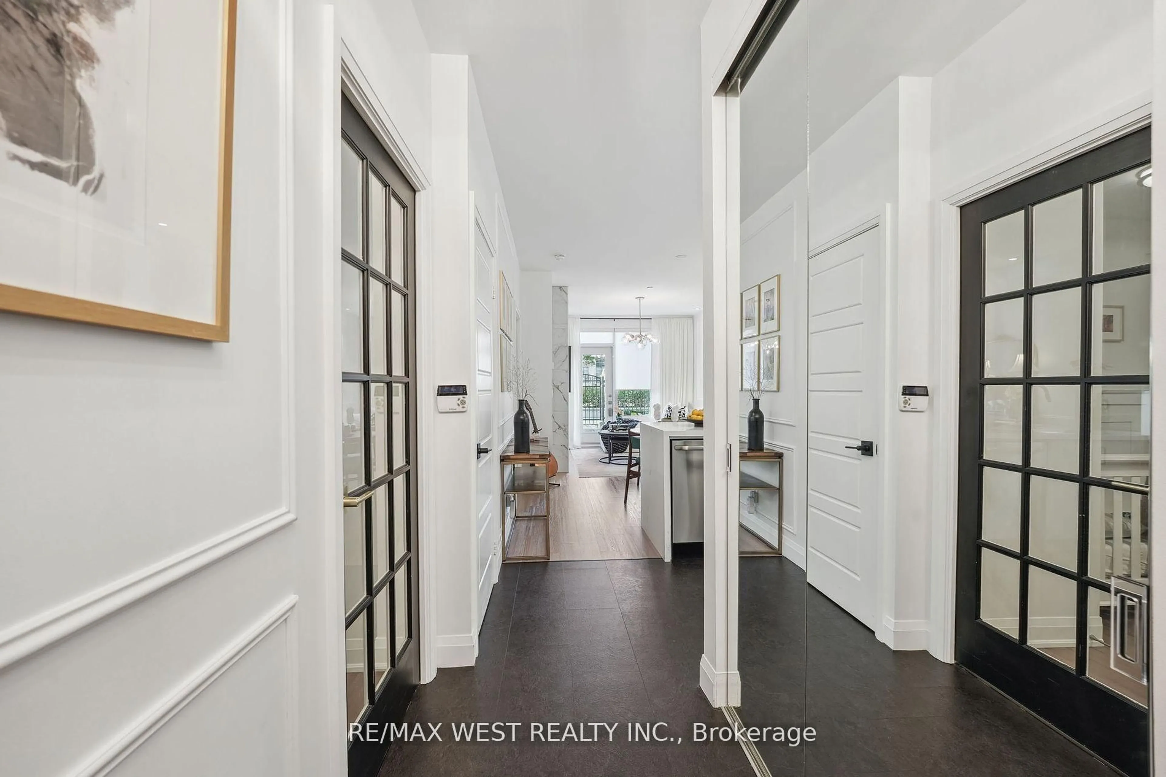 Indoor entryway for 8228 Birchmount Rd #116, Markham Ontario L3R 1A6