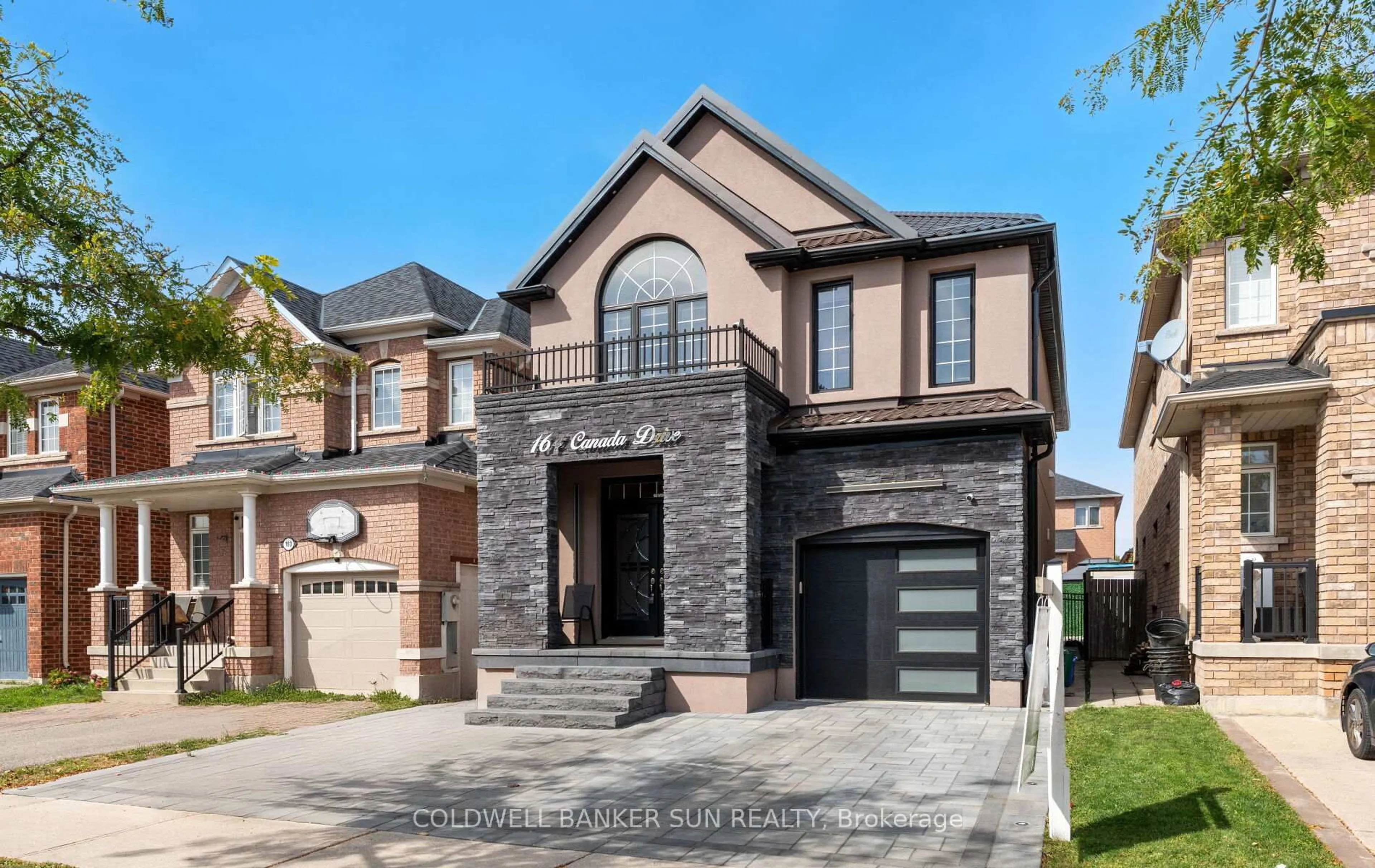 Home with brick exterior material, street for 164 Canada Dr, Vaughan Ontario L4K 0K1