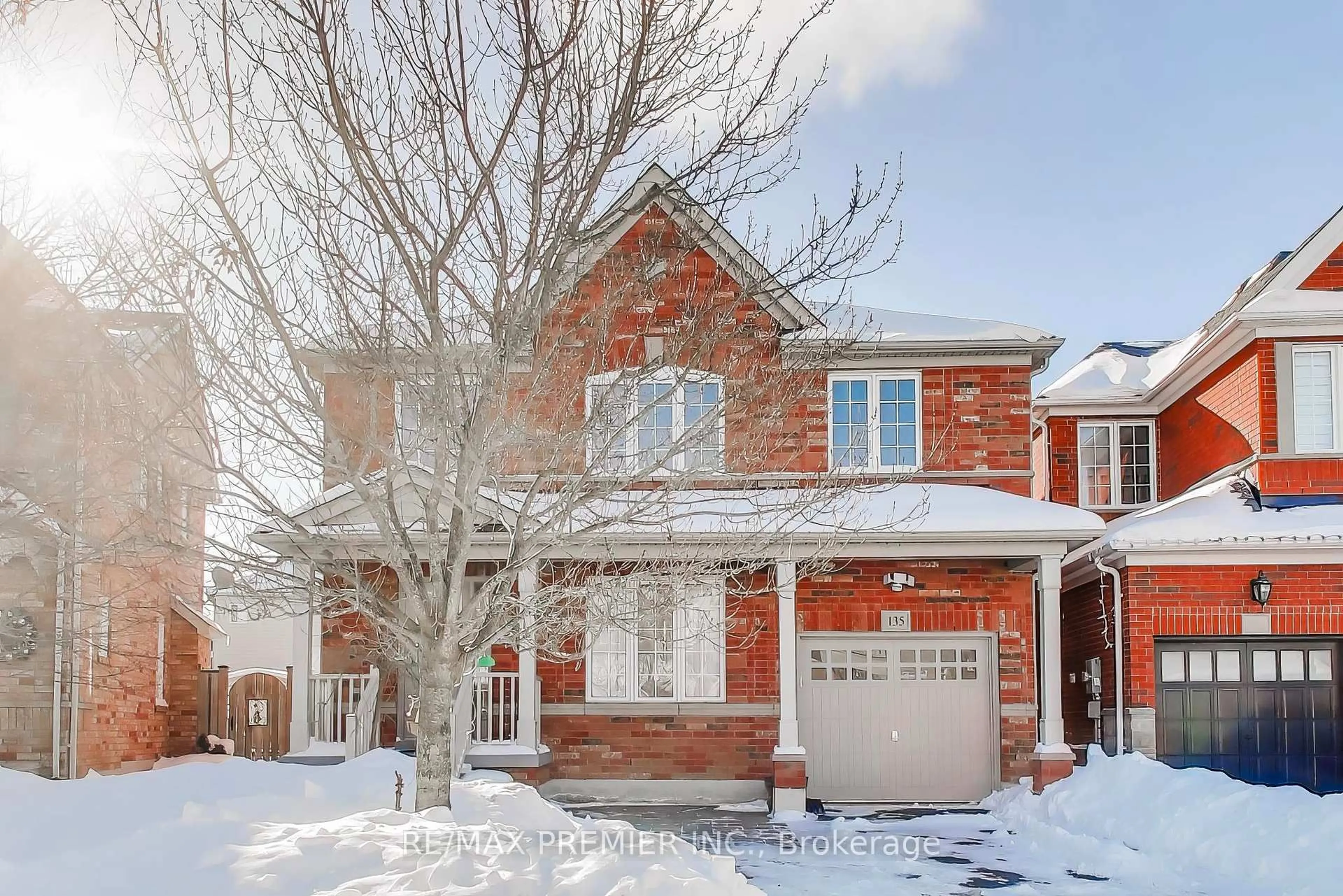 Home with brick exterior material, street for 135 Richard Coulson Cres, Whitchurch-Stouffville Ontario L4A 0H9