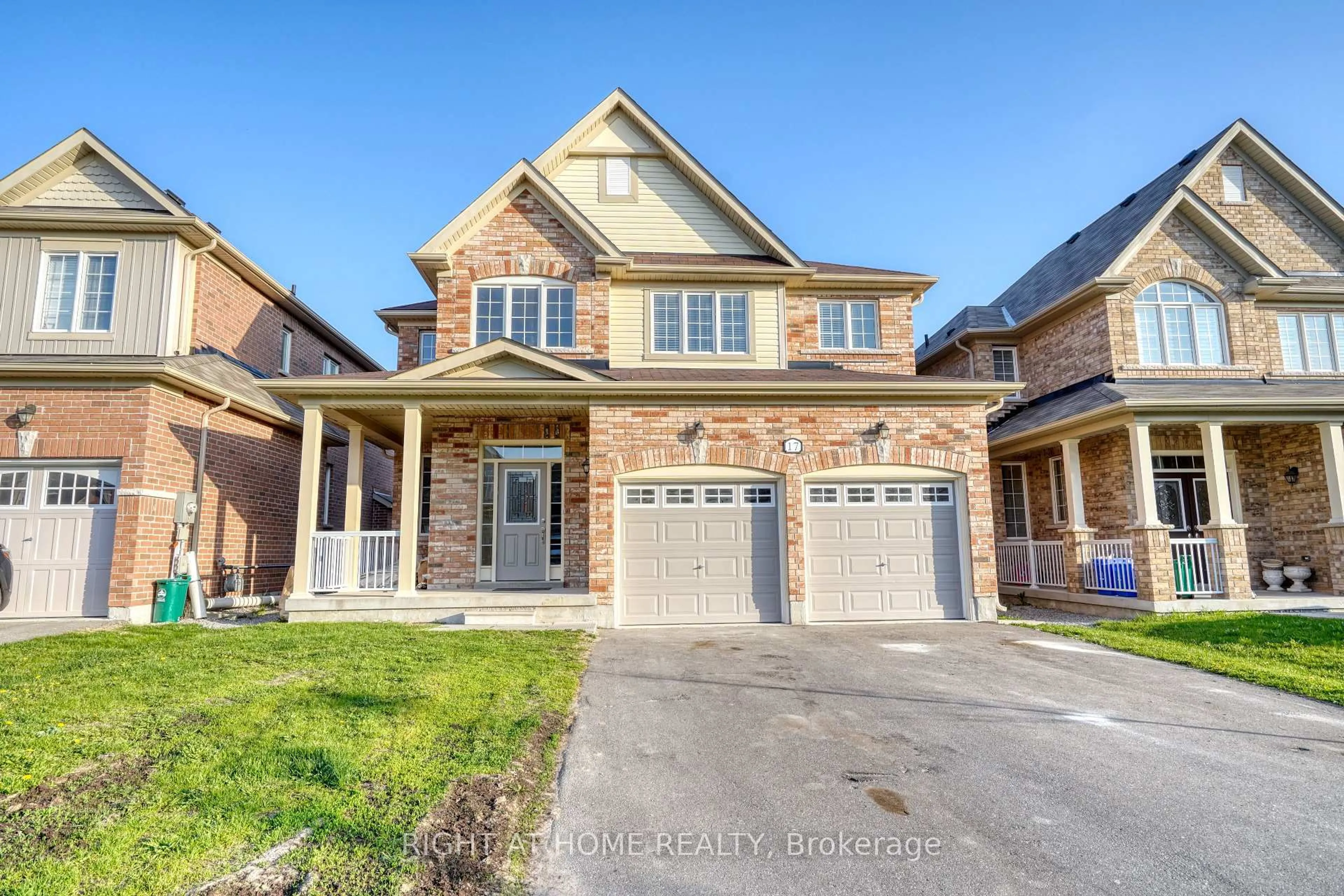 Home with brick exterior material, street for 17 Mercury Ave, Georgina Ontario L4P 0H1