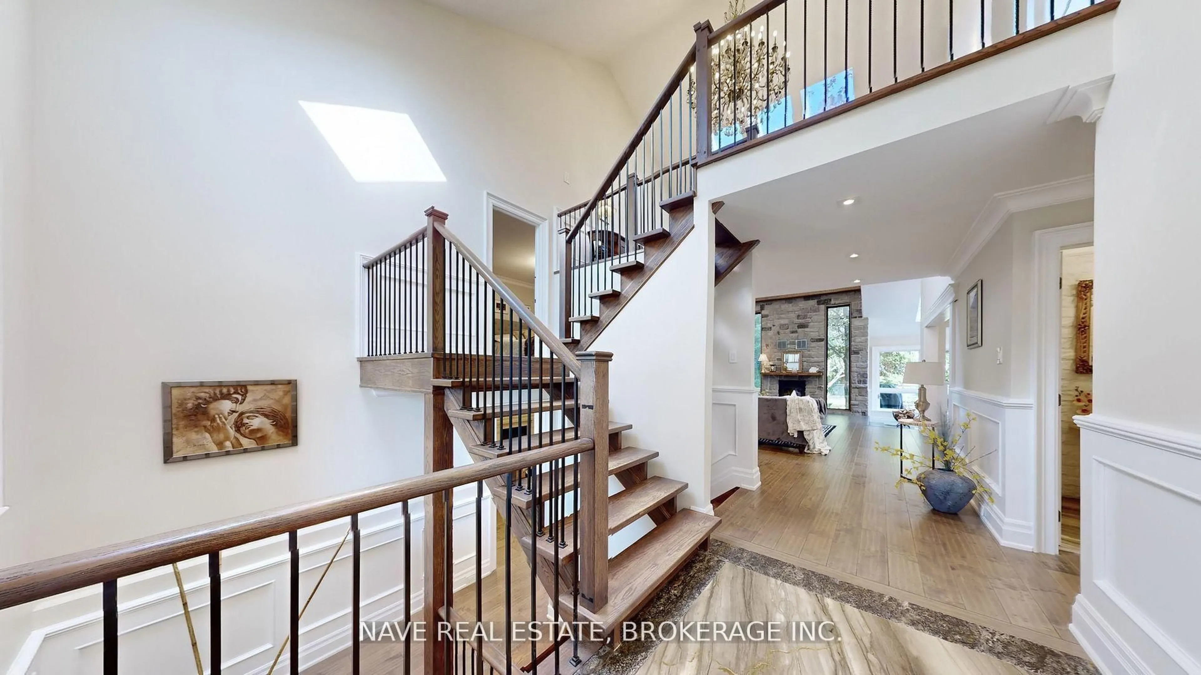 Indoor foyer for 63 Elderberry Tr, Aurora Ontario L4G 6X1