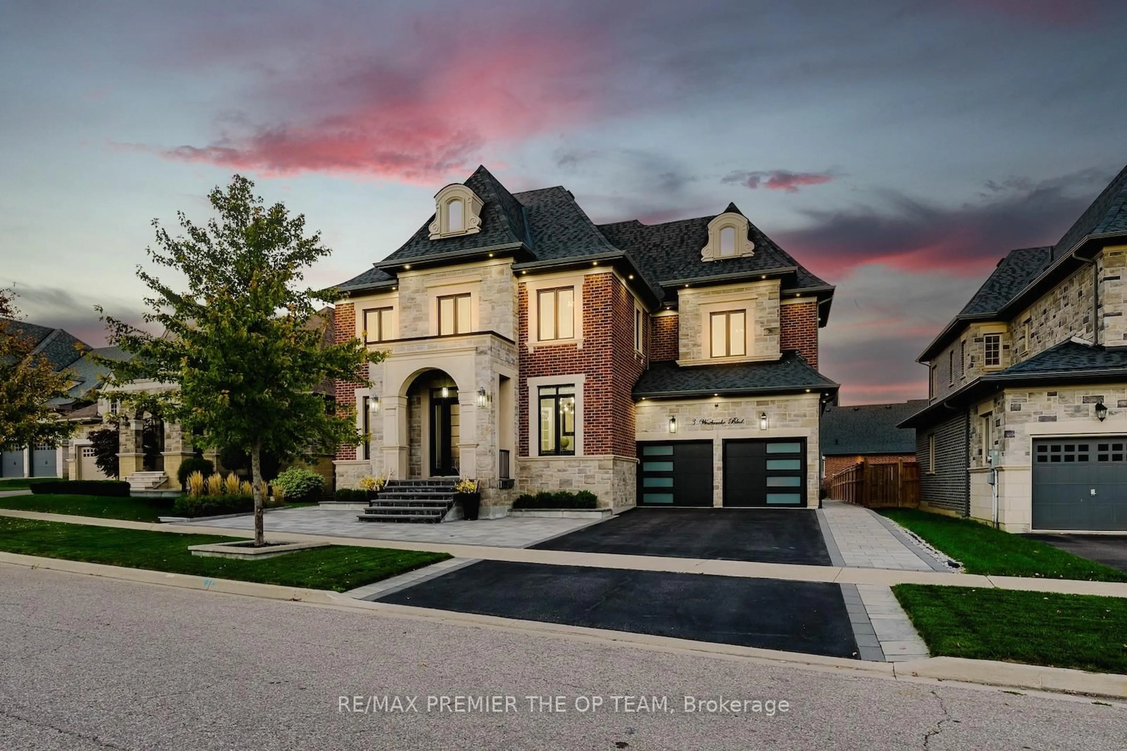 Home with brick exterior material, street for 3 Westbrooke Blvd, King Ontario L7B 1N2