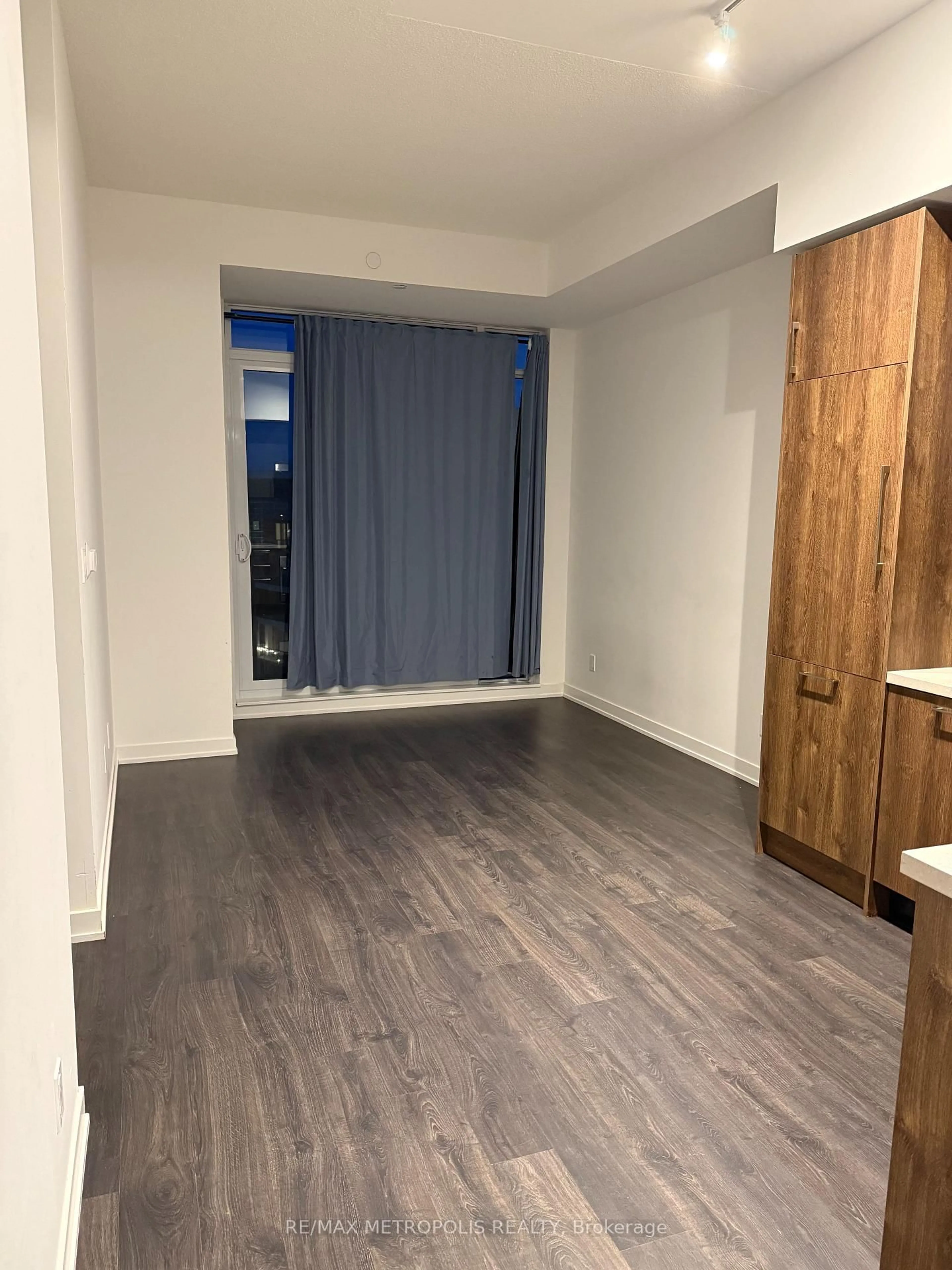 A pic of a room for 292 Verdale Crossing #1814, Markham Ontario L6G 0H6