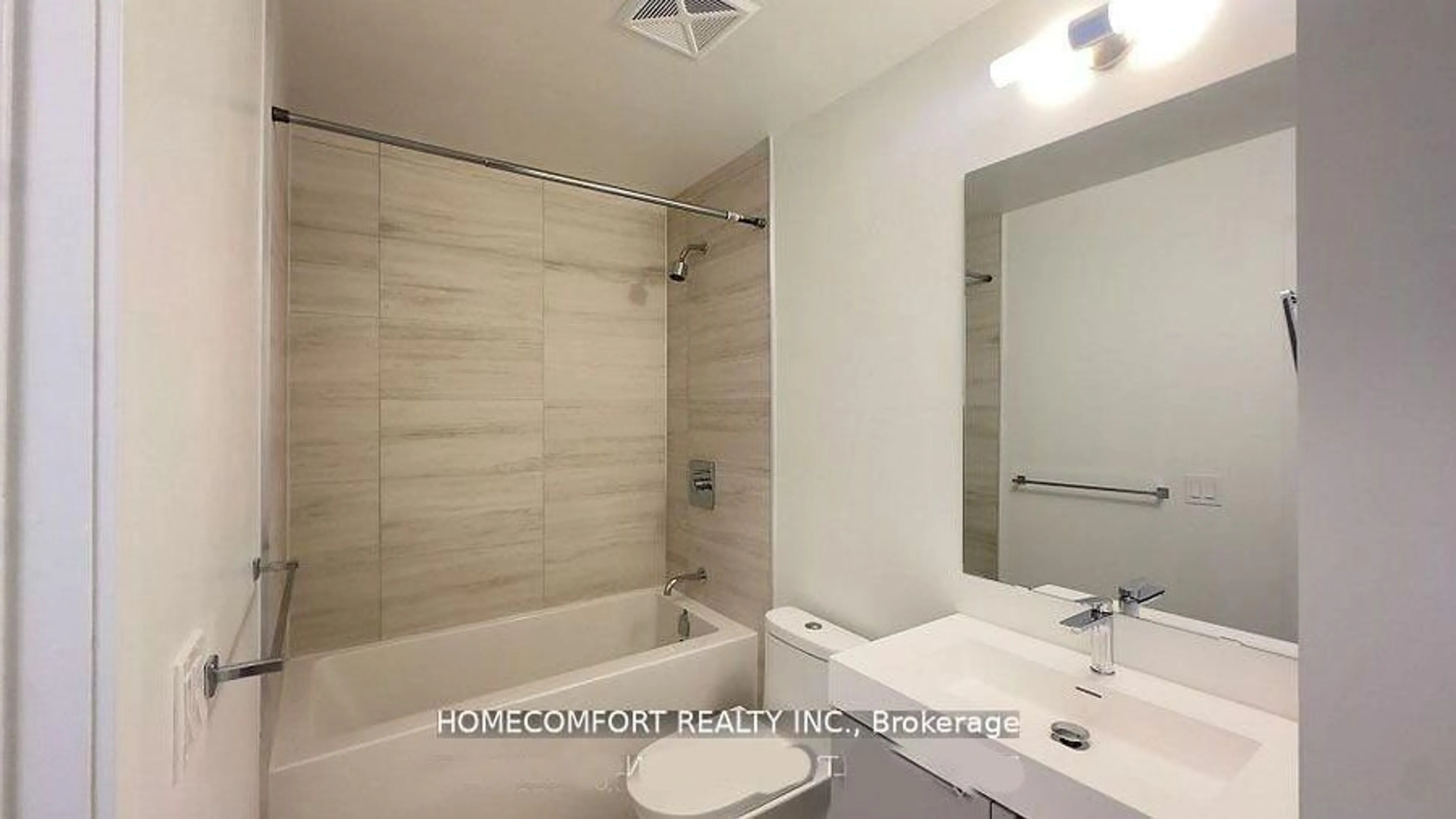 Standard bathroom, ceramic/tile floor for 498 Caldari Rd #1122, Vaughan Ontario L4K 0R6