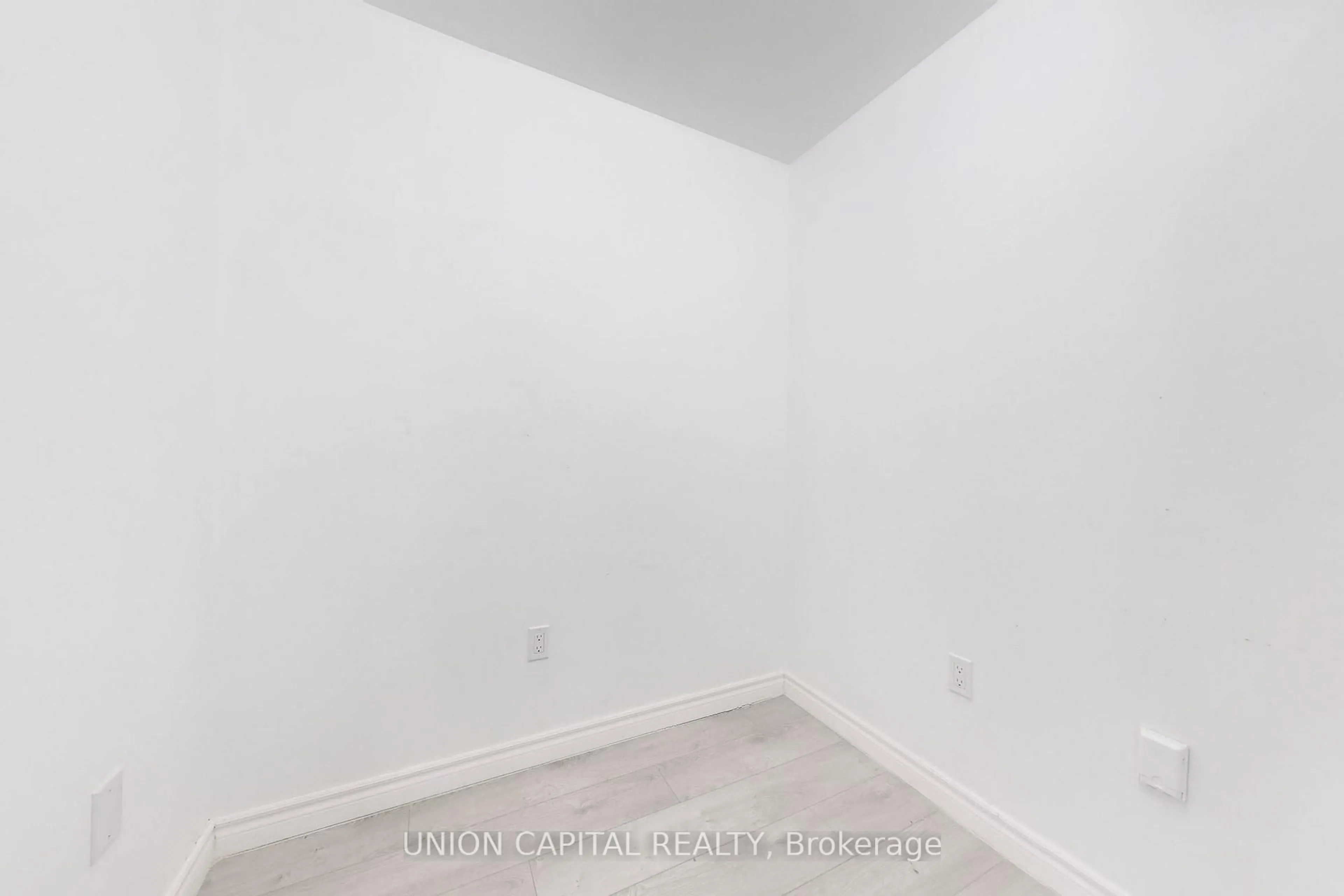 A pic of a room for 4600 Steeles Ave #202, Markham Ontario L3R 5J1