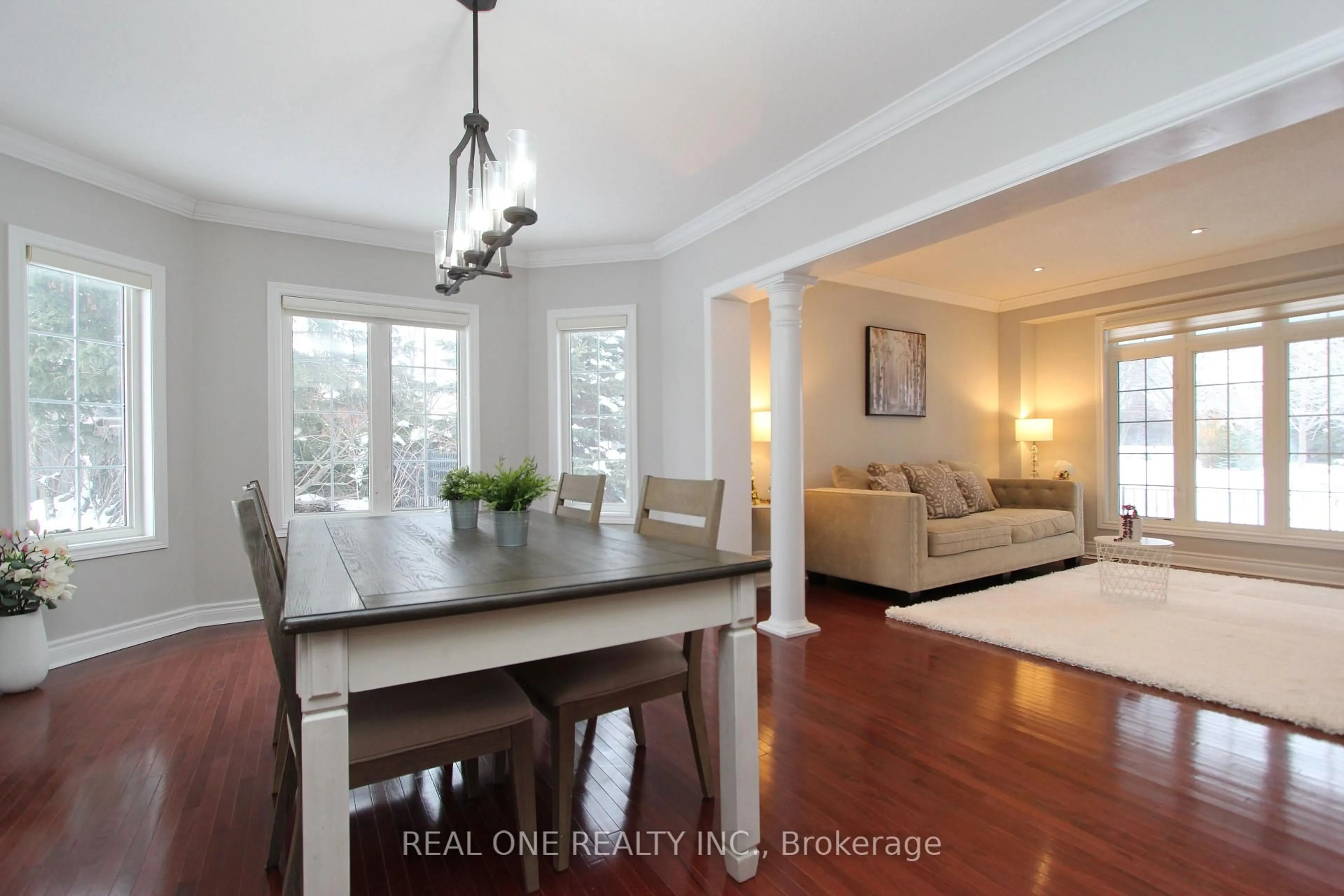 Open concept kitchen, unknown for 2 Delisle St, Richmond Hill Ontario L4S 2R3