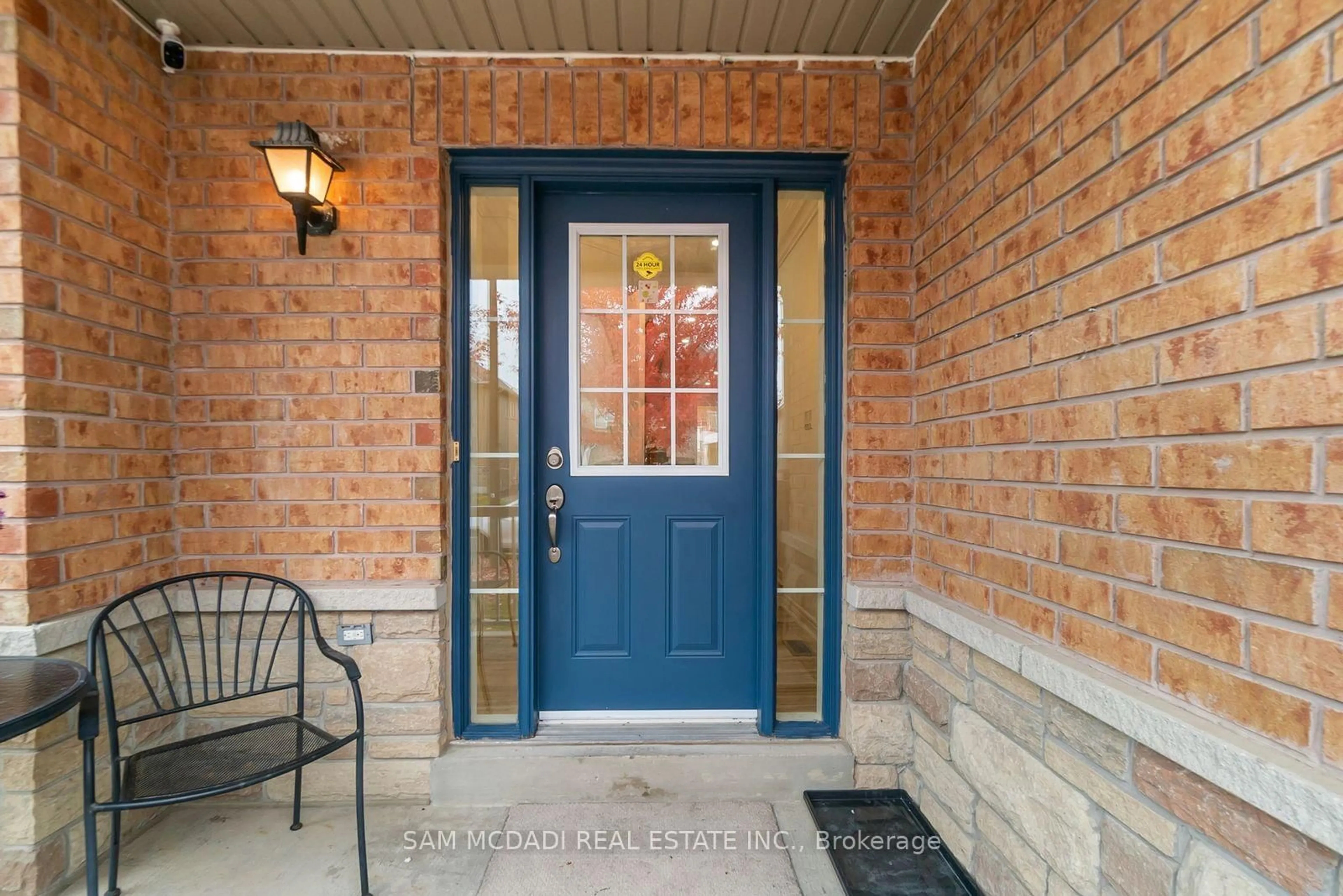 Indoor entryway for 23 Manordale Cres, Vaughan Ontario L4H 0T6