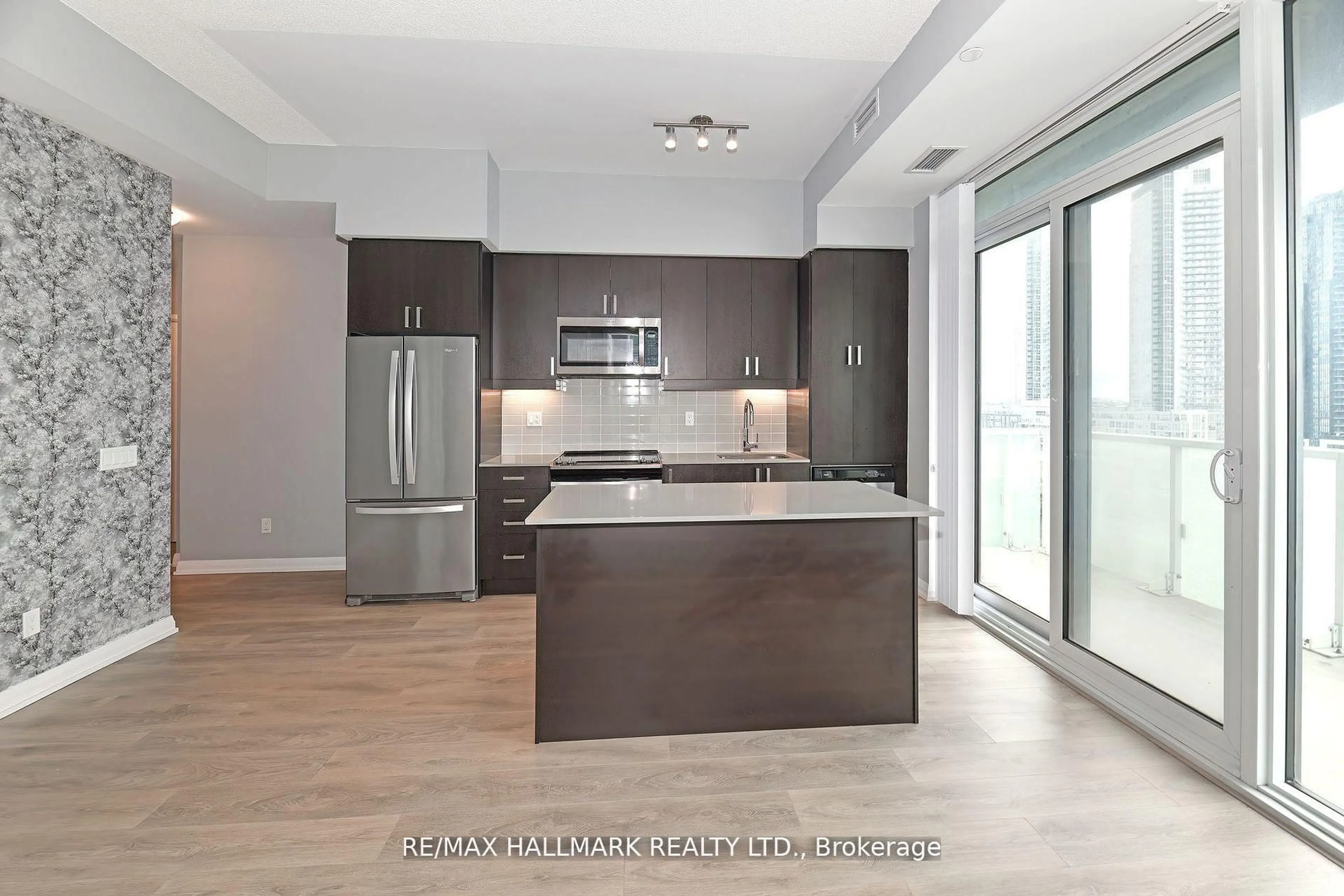 Open concept kitchen, unknown for 7895 Jane St #906, Vaughan Ontario L4K 0K2