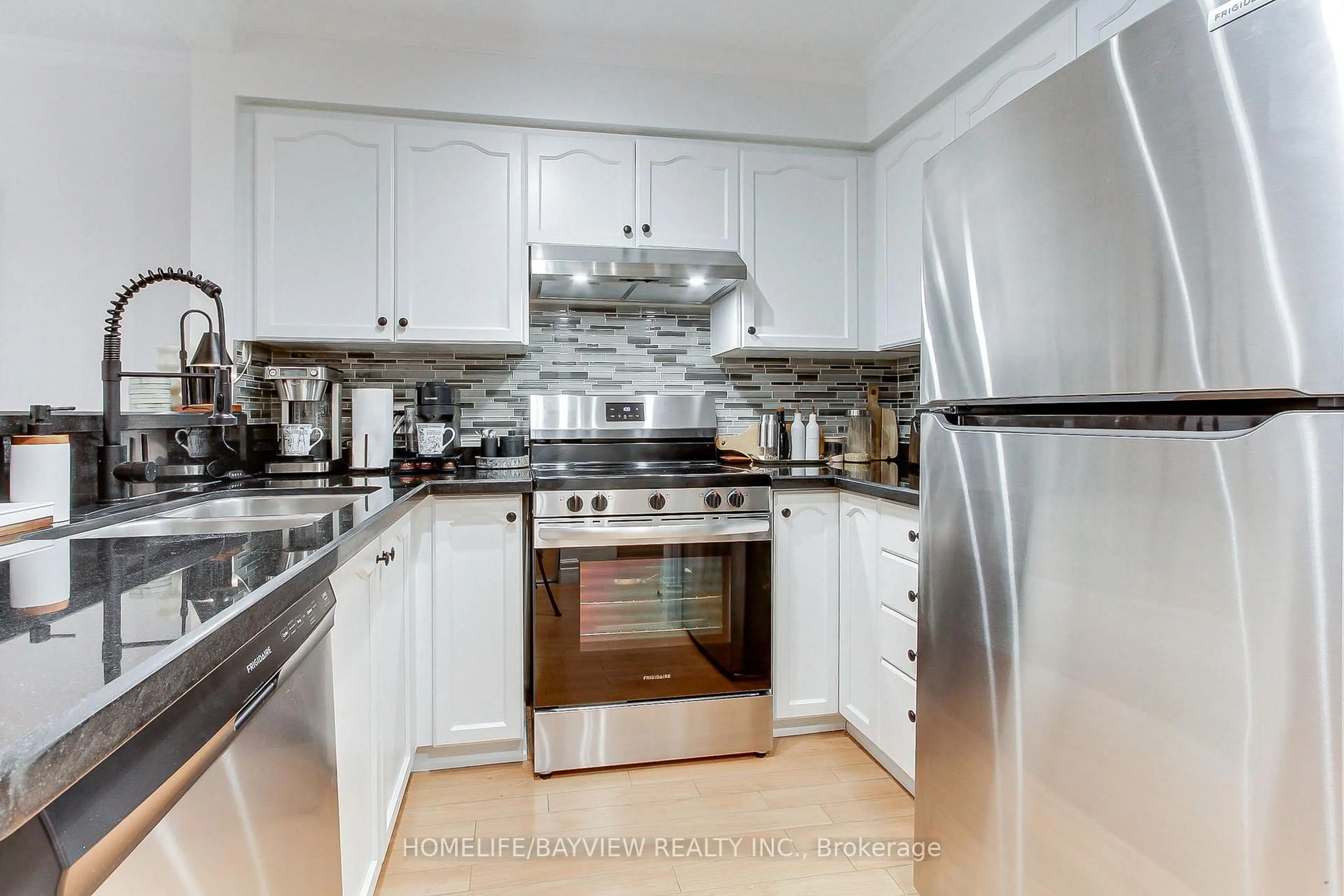 Unknown for 245 Pine Grove Rd #110, Vaughan Ontario L4L 2H7